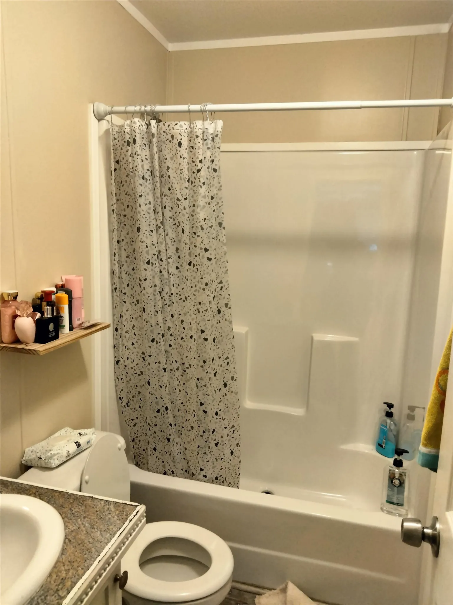 Mobile Home For Sale in Grayson County , 709 N Collins Freeway 70, Howe, Texas 75459, 3 Bedroom, 2 Bathroom, Garage spaces, 960 Sqft, built in 2018, mls#21175661, Real Estate Agent in Howe, Homes For Sale in Grayson county, Homes For Sale in Howe, Realtor in Howe Texas, Real Estate Brokerage Independent Realty Texas, Luminita Cordes Realtor