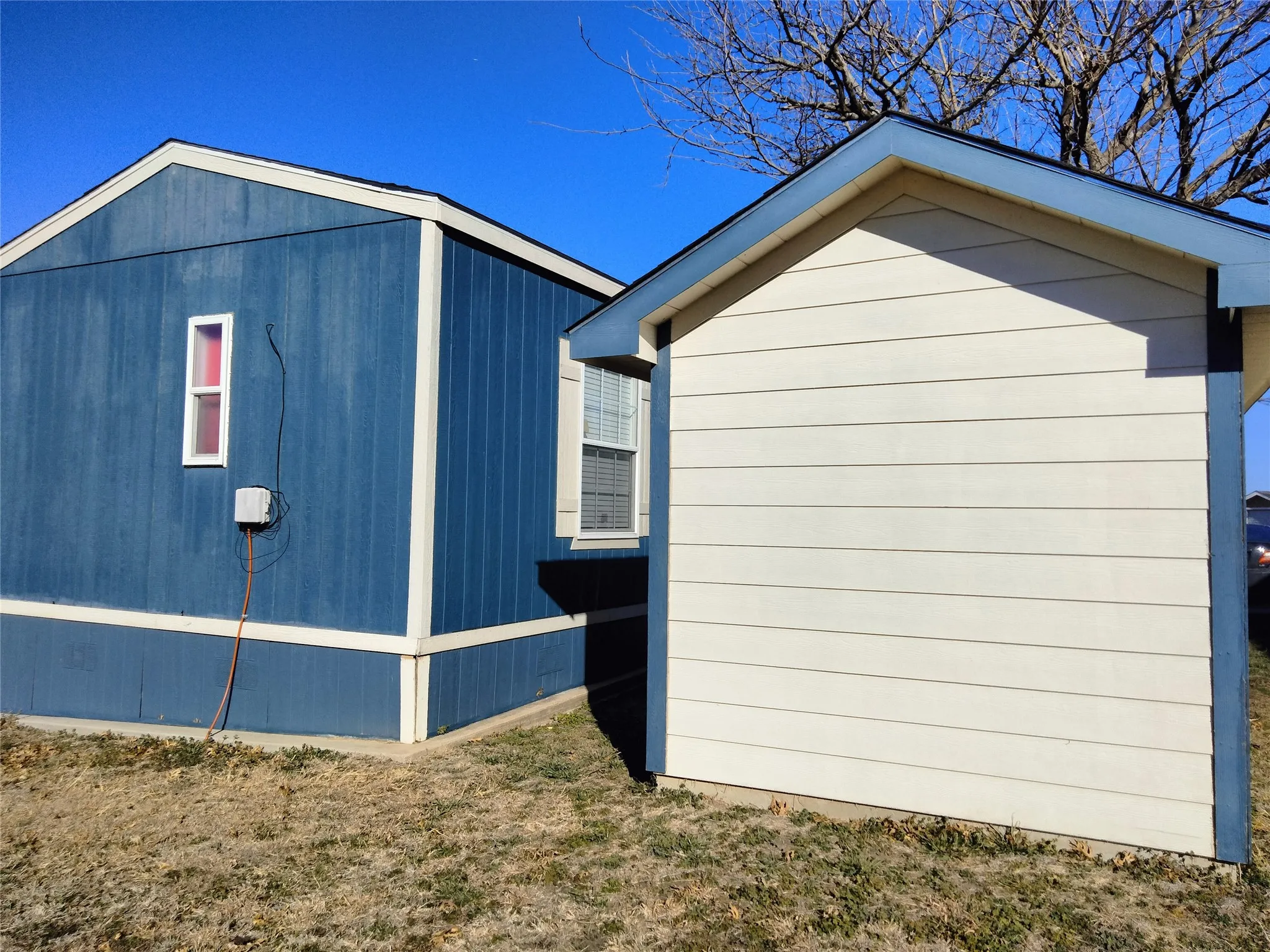 Mobile Home For Sale in Grayson County , 709 N Collins Freeway 70, Howe, Texas 75459, 3 Bedroom, 2 Bathroom, Garage spaces, 960 Sqft, built in 2018, mls#21175661, Real Estate Agent in Howe, Homes For Sale in Grayson county, Homes For Sale in Howe, Realtor in Howe Texas, Real Estate Brokerage Independent Realty Texas, Luminita Cordes Realtor