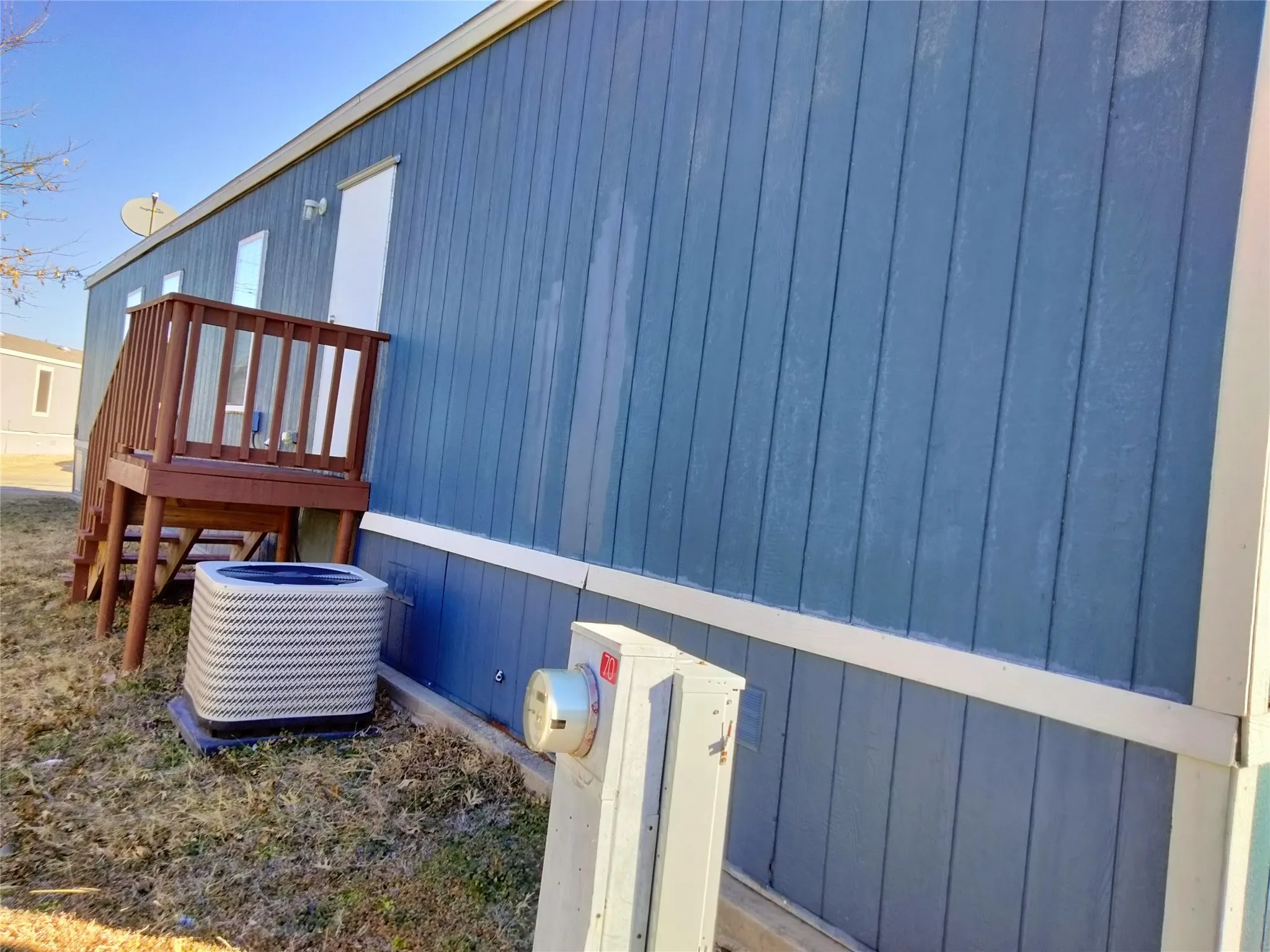Mobile Home For Sale in Grayson County , 709 N Collins Freeway 70, Howe, Texas 75459, 3 Bedroom, 2 Bathroom, Garage spaces, 960 Sqft, built in 2018, mls#21175661, Real Estate Agent in Howe, Homes For Sale in Grayson county, Homes For Sale in Howe, Realtor in Howe Texas, Real Estate Brokerage Independent Realty Texas, Luminita Cordes Realtor