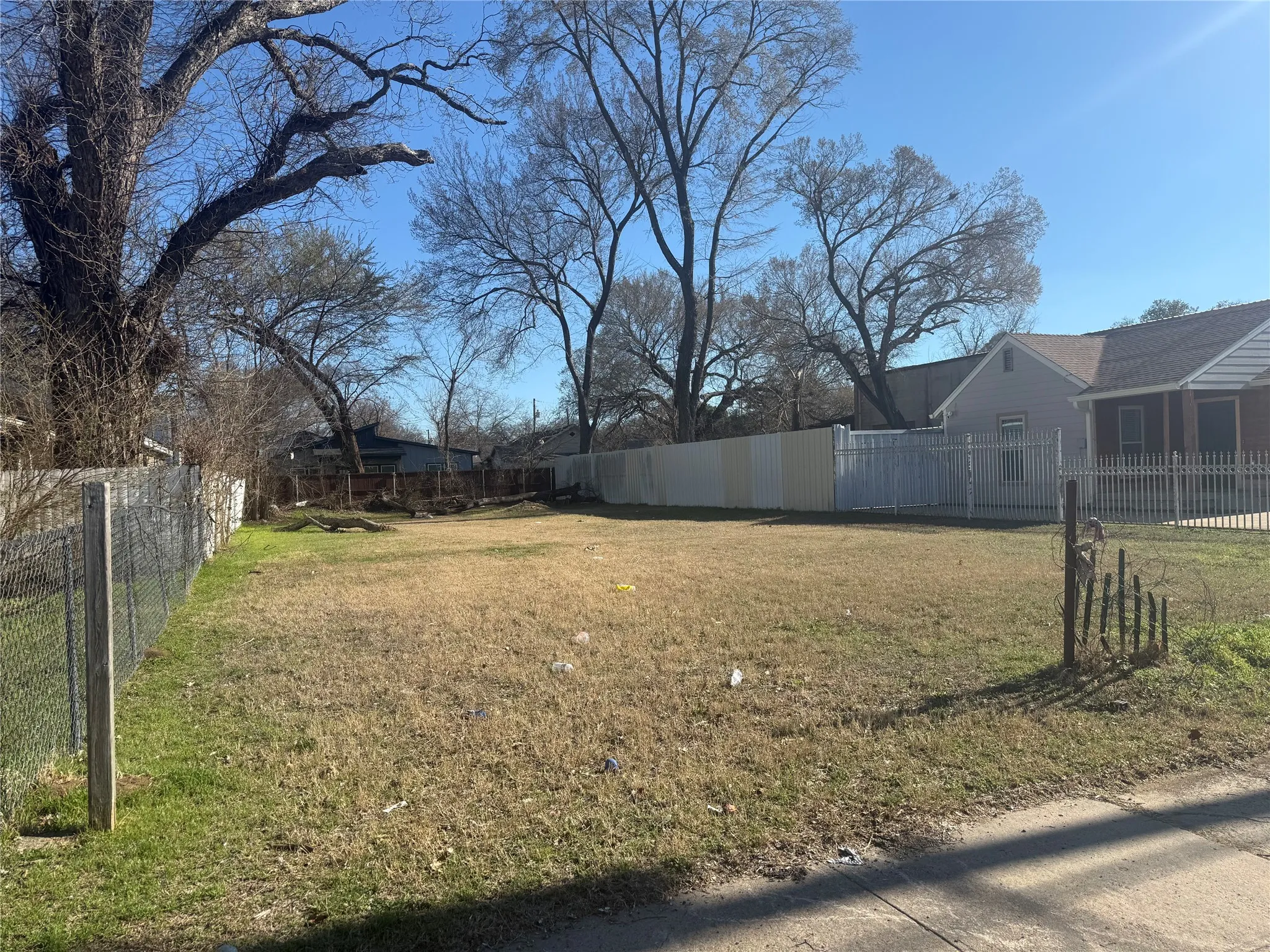 Unimproved Land For Sale in Dallas County , 3926 Sidney Street, Dallas, Texas 75210, 0, 0, Garage spaces, 0 Sqft, built in 0, mls#21175760, Real Estate Agent in Dallas, Homes For Sale in Dallas county, Homes For Sale in Dallas, Realtor in Dallas Texas, Real Estate Brokerage Independent Realty Texas, Luminita Cordes Realtor
