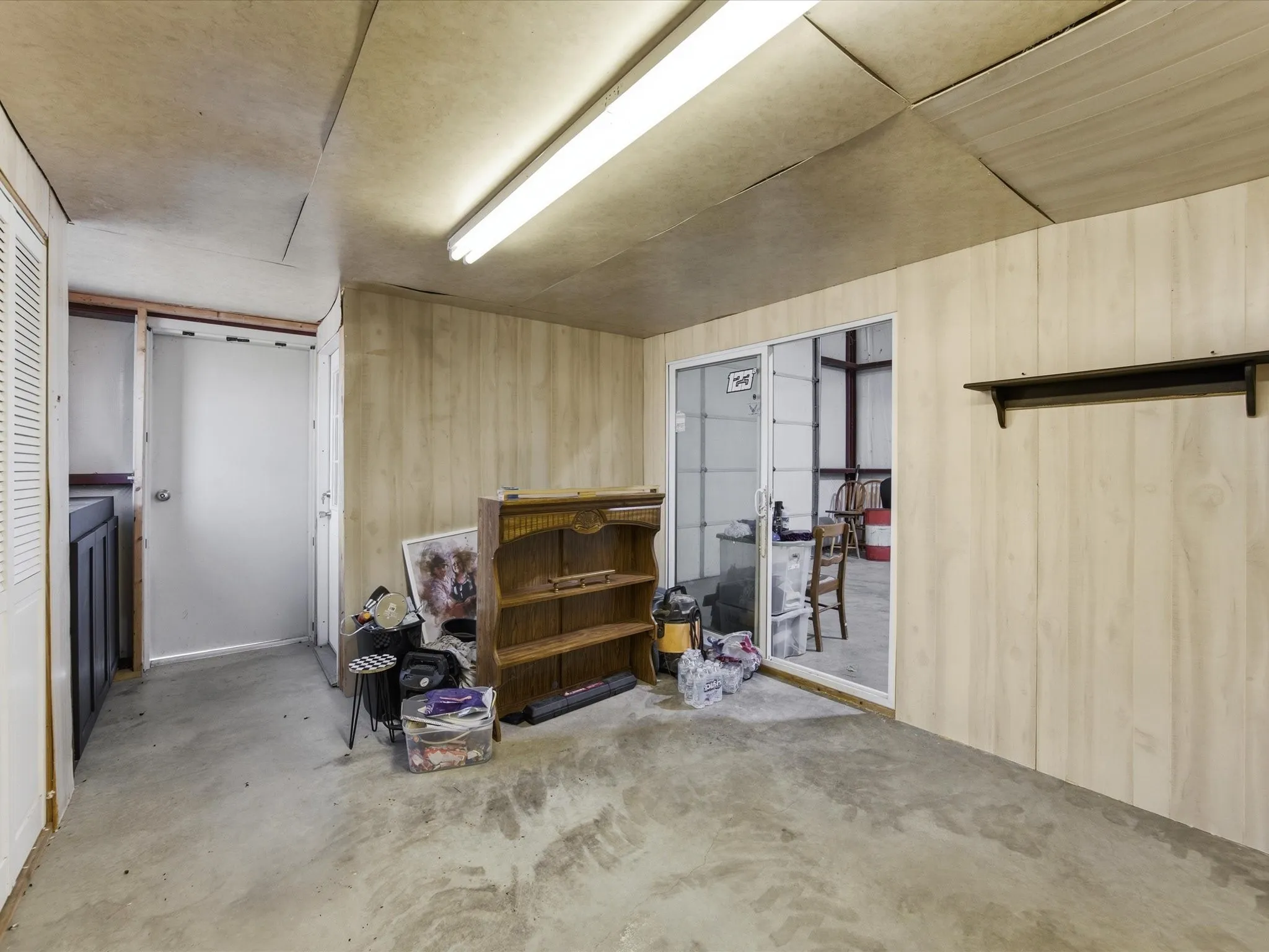 Detached shop with wooden walls