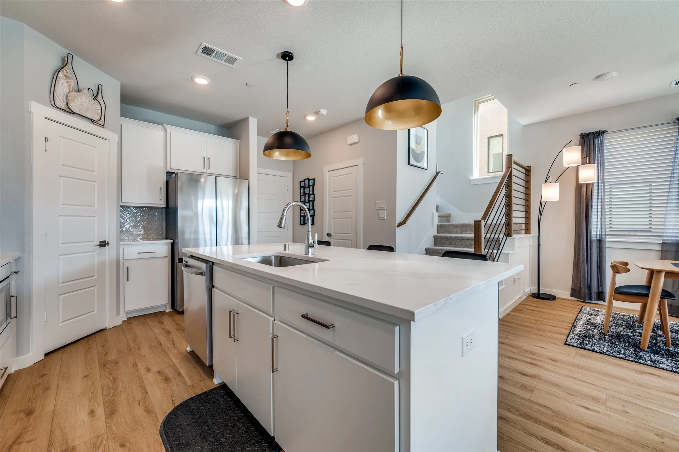 Townhouse For Sale in Denton County , 3711 Rosemont Drive, Prosper, Texas 75078, 3 Bedroom, 3 Bathroom, 2 Garage spaces, 1,815 Sqft, built in 2022, Preowned, mls#21172272, Real Estate Agent in Prosper, Homes For Sale in Denton county, Homes For Sale in Prosper, Realtor in Prosper Texas, Real Estate Brokerage Independent Realty Texas, Luminita Cordes Realtor