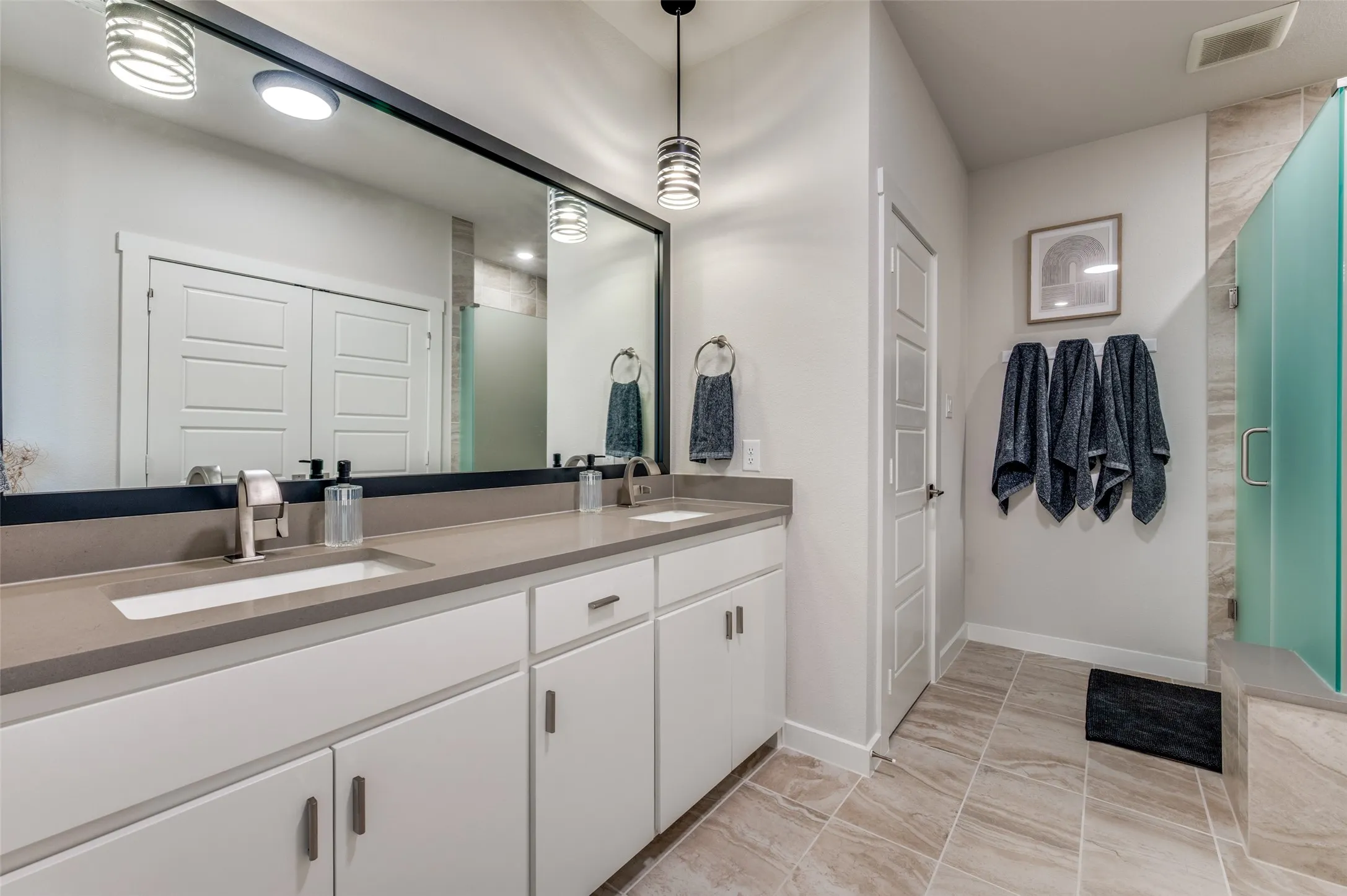 Townhouse For Sale in Denton County , 3711 Rosemont Drive, Prosper, Texas 75078, 3 Bedroom, 3 Bathroom, 2 Garage spaces, 1,815 Sqft, built in 2022, Preowned, mls#21172272, Real Estate Agent in Prosper, Homes For Sale in Denton county, Homes For Sale in Prosper, Realtor in Prosper Texas, Real Estate Brokerage Independent Realty Texas, Luminita Cordes Realtor