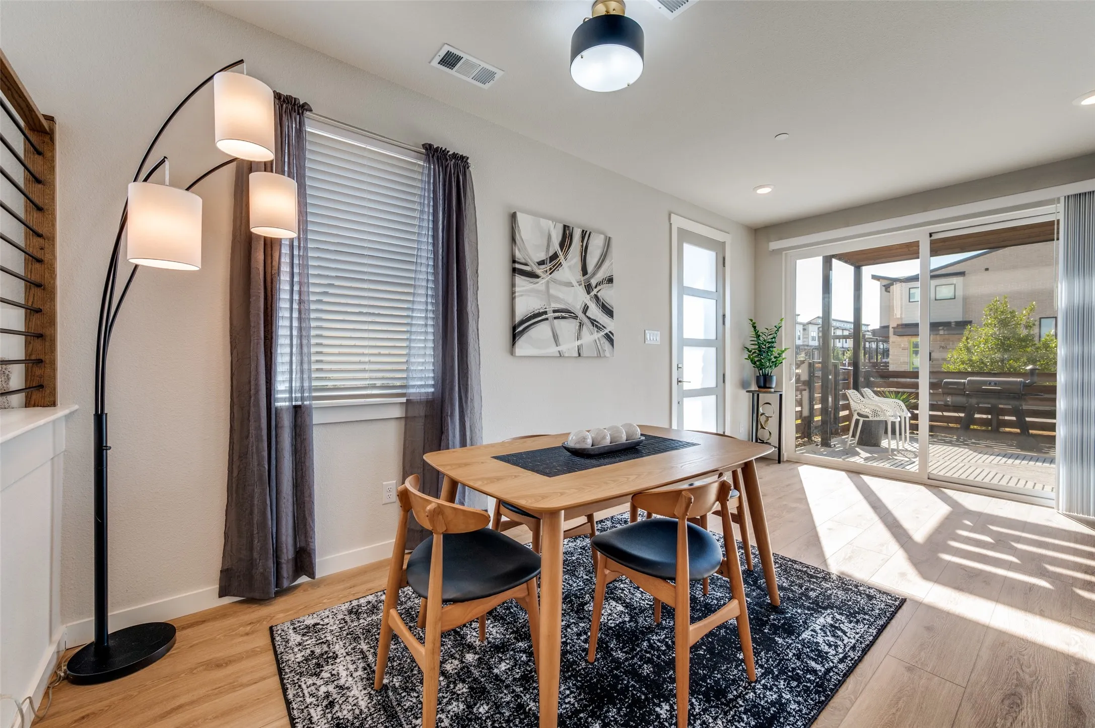 Townhouse For Sale in Denton County , 3711 Rosemont Drive, Prosper, Texas 75078, 3 Bedroom, 3 Bathroom, 2 Garage spaces, 1,815 Sqft, built in 2022, Preowned, mls#21172272, Real Estate Agent in Prosper, Homes For Sale in Denton county, Homes For Sale in Prosper, Realtor in Prosper Texas, Real Estate Brokerage Independent Realty Texas, Luminita Cordes Realtor