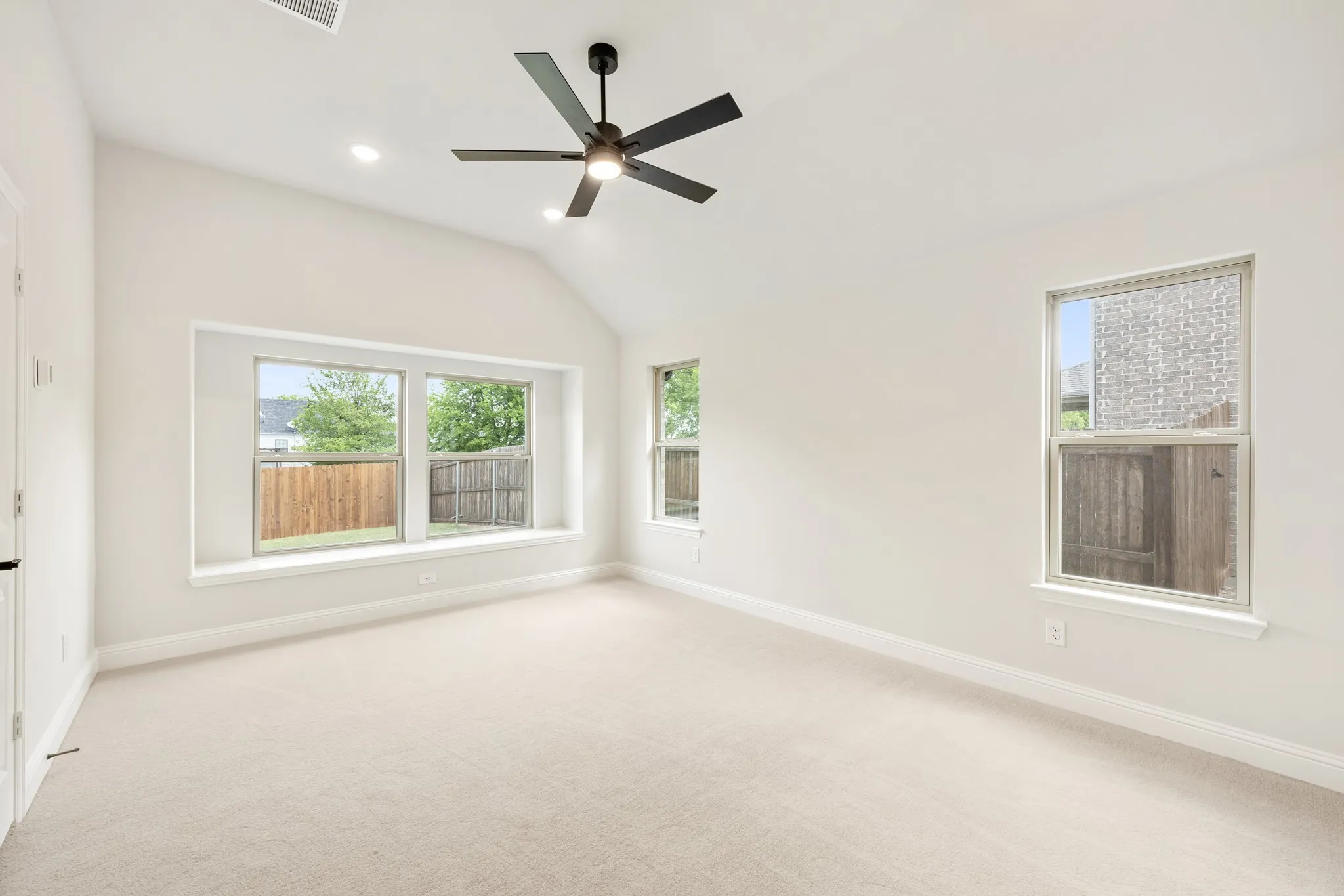 Single Family Residence For Sale in Fannin County , 1230 Anderson Drive, Trenton, Texas 75490, 4 Bedroom, 4 Bathroom, 3 Garage spaces, 2,873 Sqft, built in 2026, New Construction - Complete, mls#21175827, Real Estate Agent in Trenton, Homes For Sale in Fannin county, Homes For Sale in Trenton, Realtor in Trenton Texas, Real Estate Brokerage Independent Realty Texas, Luminita Cordes Realtor