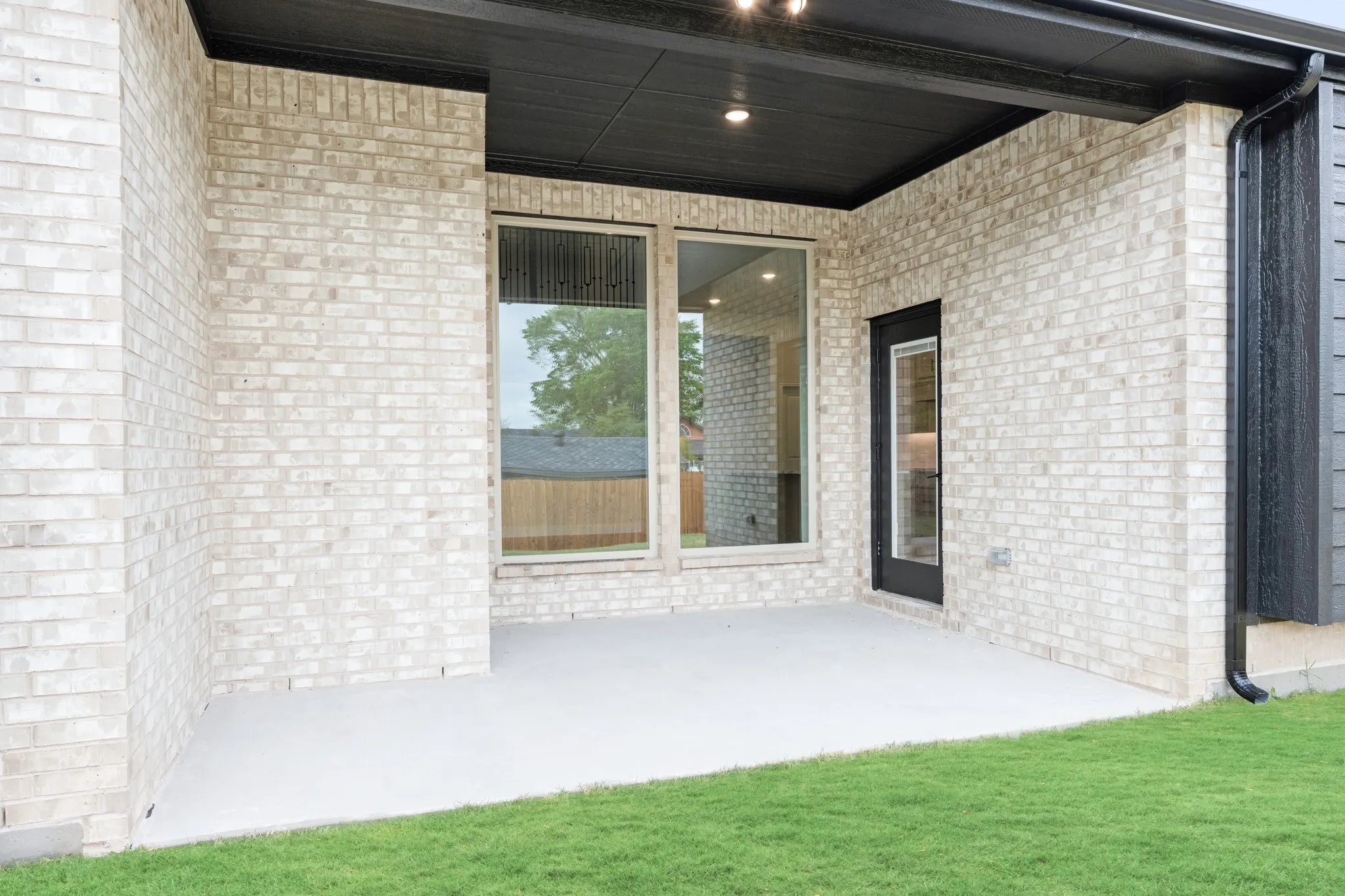 Single Family Residence For Sale in Fannin County , 1230 Anderson Drive, Trenton, Texas 75490, 4 Bedroom, 4 Bathroom, 3 Garage spaces, 2,873 Sqft, built in 2026, New Construction - Complete, mls#21175827, Real Estate Agent in Trenton, Homes For Sale in Fannin county, Homes For Sale in Trenton, Realtor in Trenton Texas, Real Estate Brokerage Independent Realty Texas, Luminita Cordes Realtor