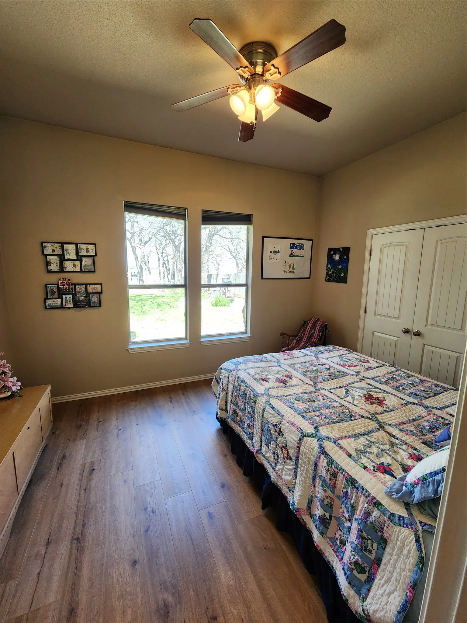 Single Family Residence For Sale in Tarrant County , 6512 Singleton Road, Fort Worth, Texas 76179, 3 Bedroom, 2 Bathroom, 3 Garage spaces, 2,582 Sqft, built in 2008, Preowned, mls#21175929, Real Estate Agent in Fort Worth, Homes For Sale in Tarrant county, Homes For Sale in Fort Worth, Realtor in Fort Worth Texas, Real Estate Brokerage Independent Realty Texas, Luminita Cordes Realtor