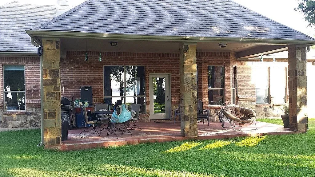 Single Family Residence For Sale in Tarrant County , 6512 Singleton Road, Fort Worth, Texas 76179, 3 Bedroom, 2 Bathroom, 3 Garage spaces, 2,582 Sqft, built in 2008, Preowned, mls#21175929, Real Estate Agent in Fort Worth, Homes For Sale in Tarrant county, Homes For Sale in Fort Worth, Realtor in Fort Worth Texas, Real Estate Brokerage Independent Realty Texas, Luminita Cordes Realtor