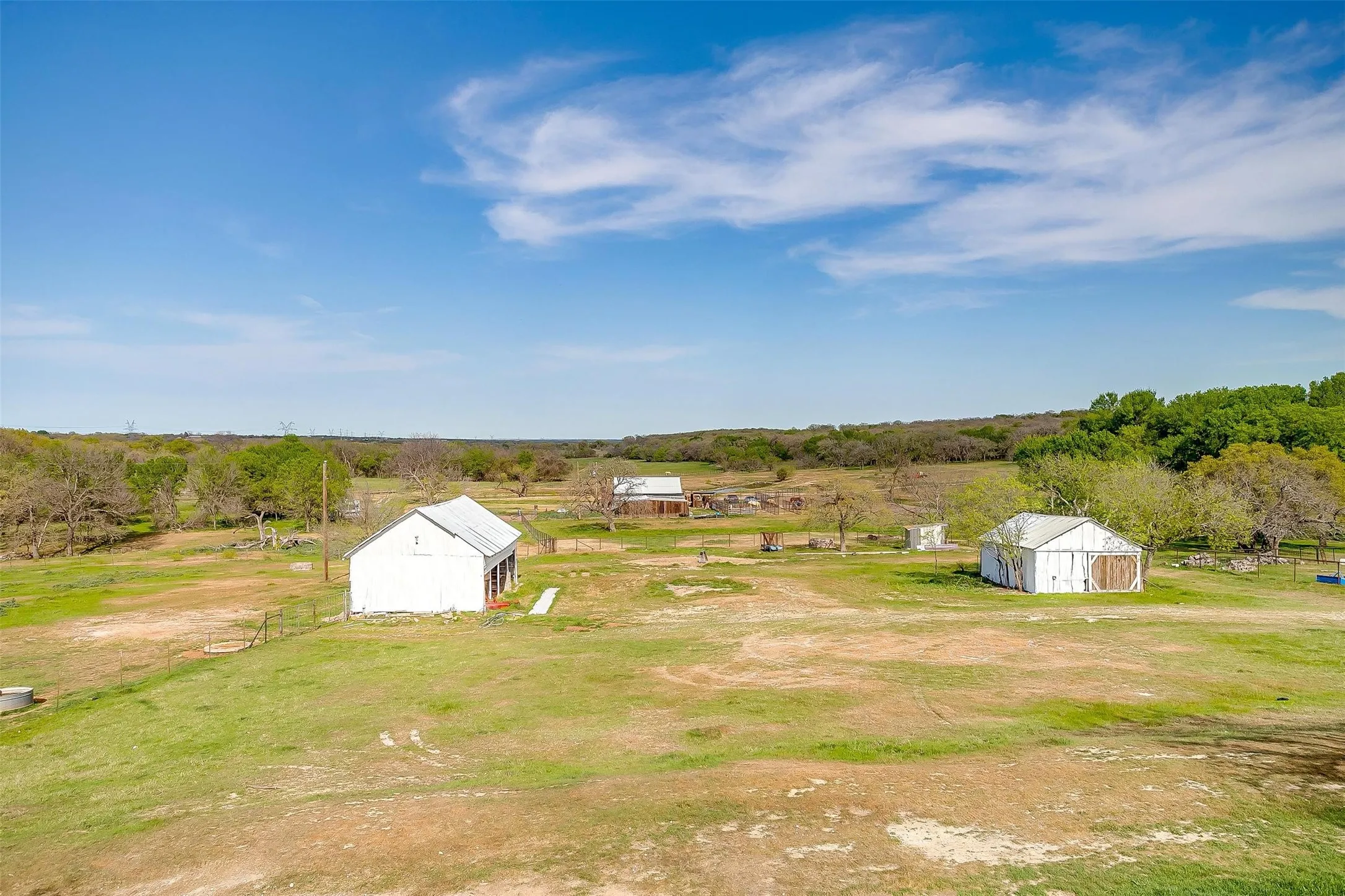Farm For Sale in Wise County , 599 Private Road 3630, Springtown, Texas 76020, 3 Bedroom, 2 Bathroom, 2 Garage spaces, 2,304 Sqft, built in 2024, Preowned, mls#21139667, Real Estate Agent in Springtown, Homes For Sale in Wise county, Homes For Sale in Springtown, Realtor in Springtown Texas, Real Estate Brokerage Independent Realty Texas, Luminita Cordes Realtor