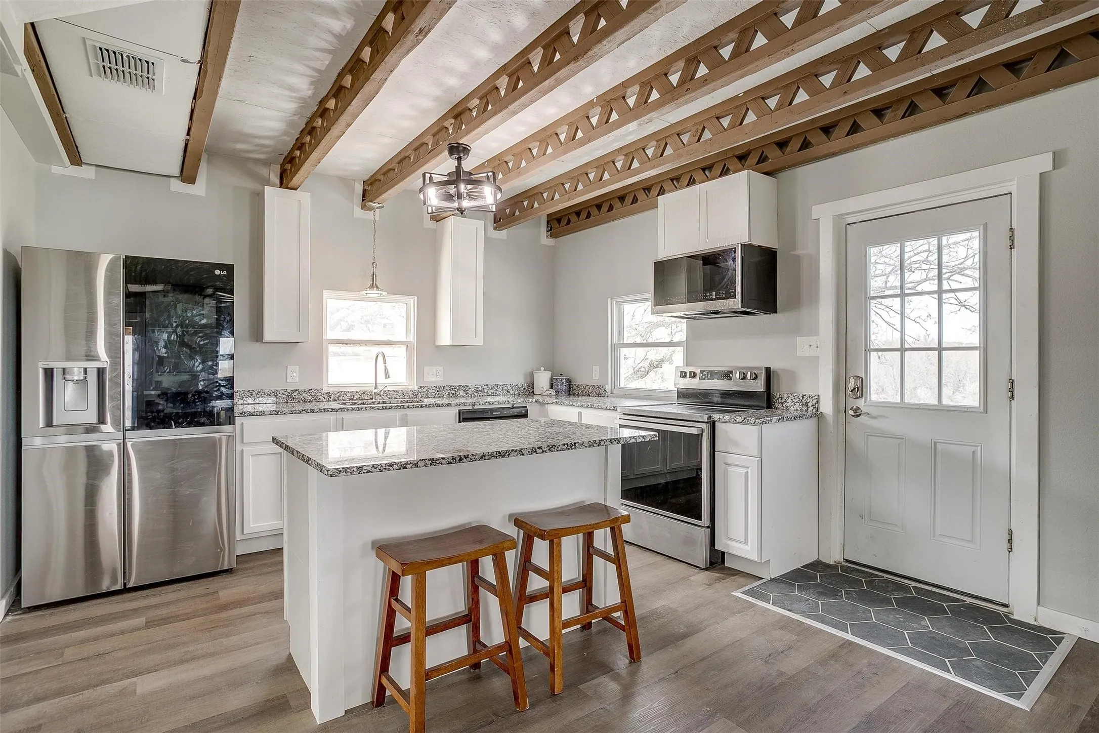 Farm For Sale in Wise County , 599 Private Road 3630, Springtown, Texas 76020, 3 Bedroom, 2 Bathroom, 2 Garage spaces, 2,304 Sqft, built in 2024, Preowned, mls#21139667, Real Estate Agent in Springtown, Homes For Sale in Wise county, Homes For Sale in Springtown, Realtor in Springtown Texas, Real Estate Brokerage Independent Realty Texas, Luminita Cordes Realtor