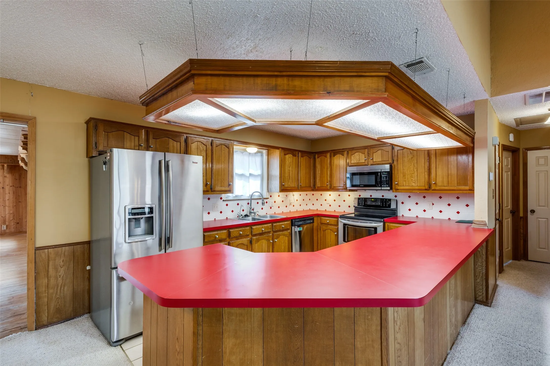 Single Family Residence For Sale in Collin County , 105 Settlers Bend, Lowry Crossing, Texas 75069, 3 Bedroom, 2 Bathroom, Garage spaces, 2,120 Sqft, built in 1984, mls#21173132, Real Estate Agent in Lowry Crossing, Homes For Sale in Collin county, Homes For Sale in Lowry Crossing, Realtor in Lowry Crossing Texas, Real Estate Brokerage Independent Realty Texas, Luminita Cordes Realtor