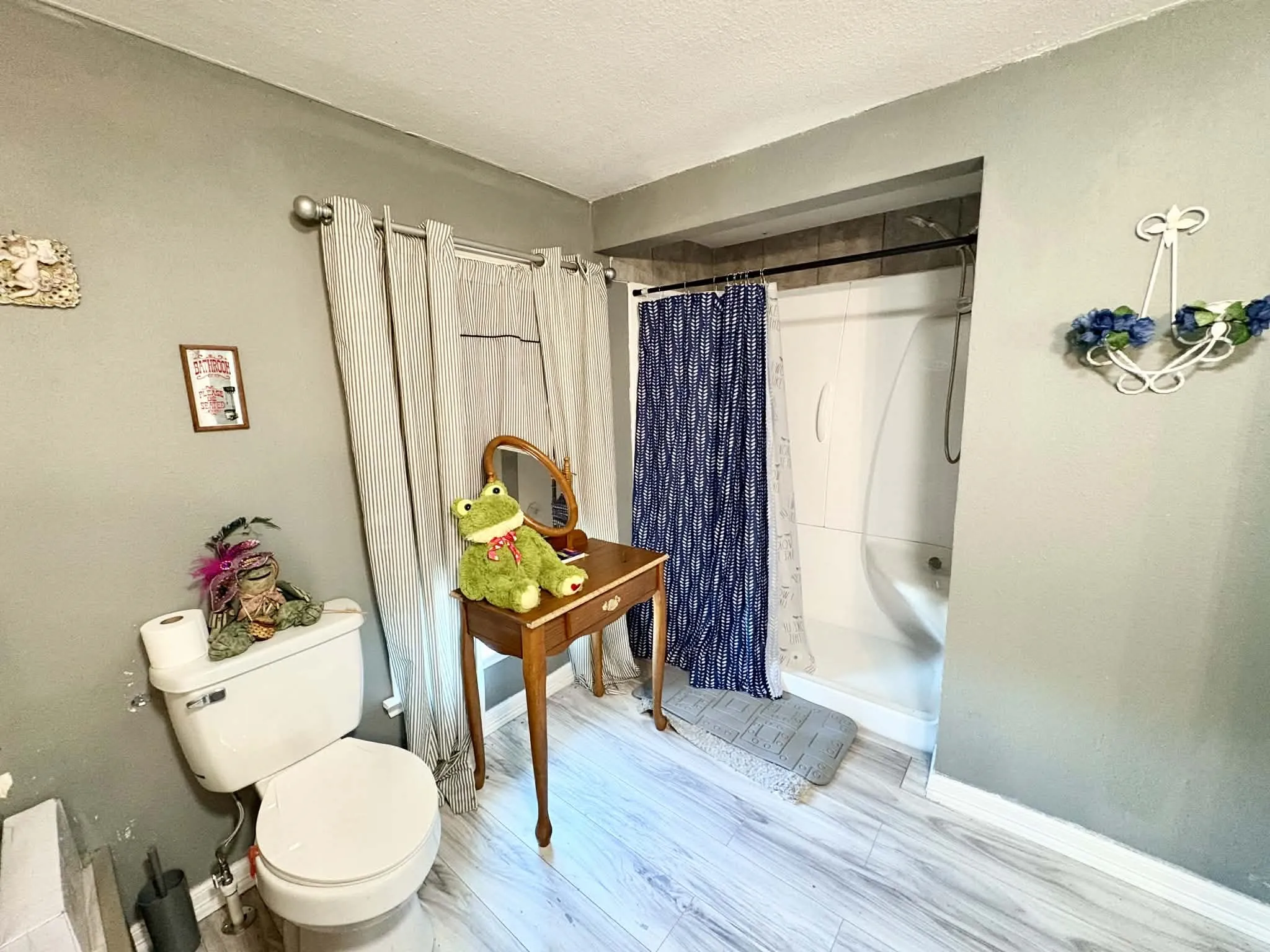 Single Family Residence For Sale in Fannin County , 636 County Road 1535, Bonham, Texas 75418, 3 Bedroom, 3 Bathroom, 1 Garage spaces, 2,988 Sqft, built in 1980, mls#21174686, Real Estate Agent in Bonham, Homes For Sale in Fannin county, Homes For Sale in Bonham, Realtor in Bonham Texas, Real Estate Brokerage Independent Realty Texas, Luminita Cordes Realtor