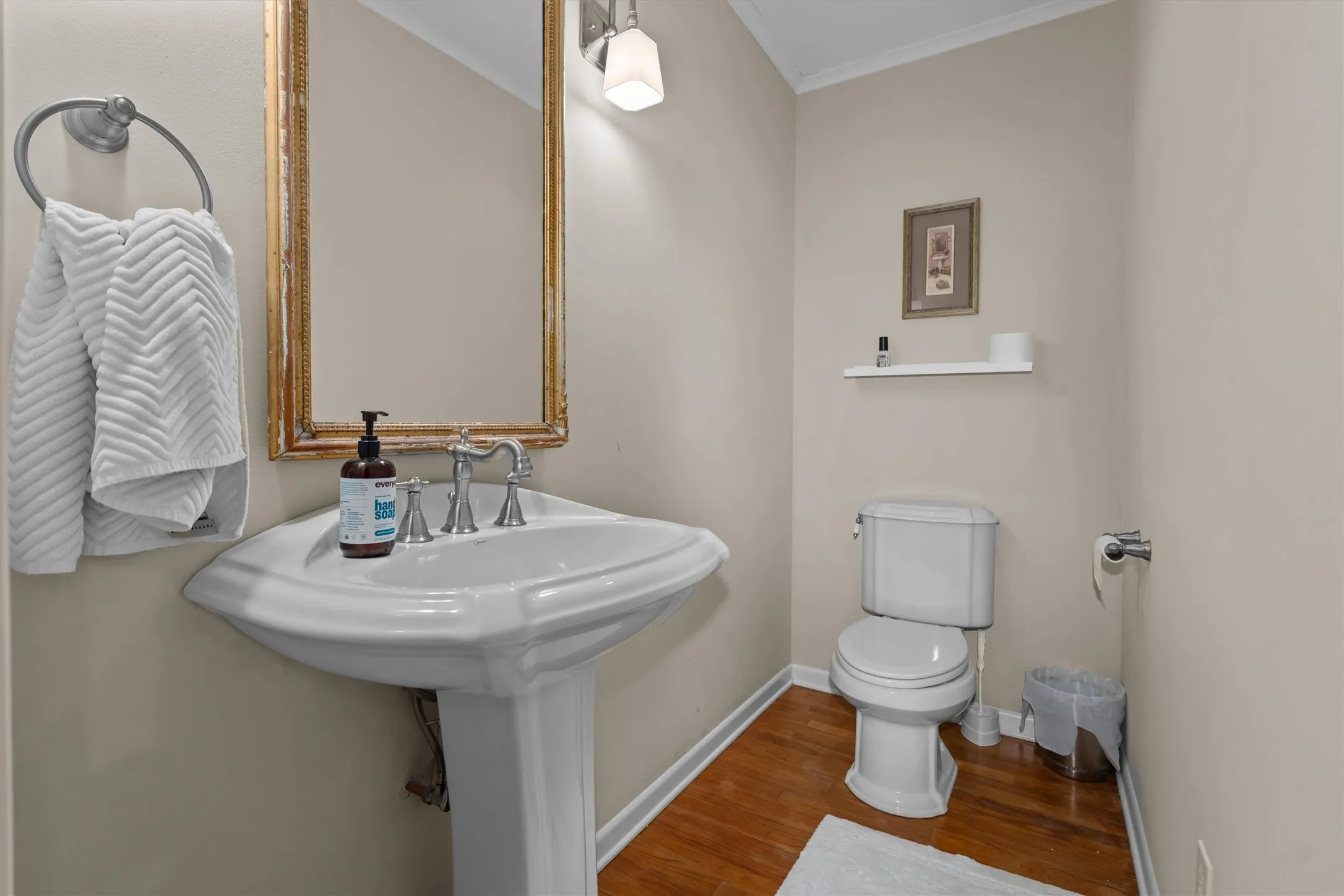 Single Family Residence For Sale in Smith County , 2526 Pounds Avenue, Tyler, Texas 75701, 4 Bedrooms, 4 Bathrooms, 2 Garage spaces, 3,086 Sqft, built in 1964, Price $395,000, mls#21176182, Real Estate Agent in Tyler, Homes For Sale in Smith county, Homes For Sale in Tyler, Realtor in Tyler Texas, Real Estate Brokerage Independent Realty Texas, Luminita Cordes Realtor