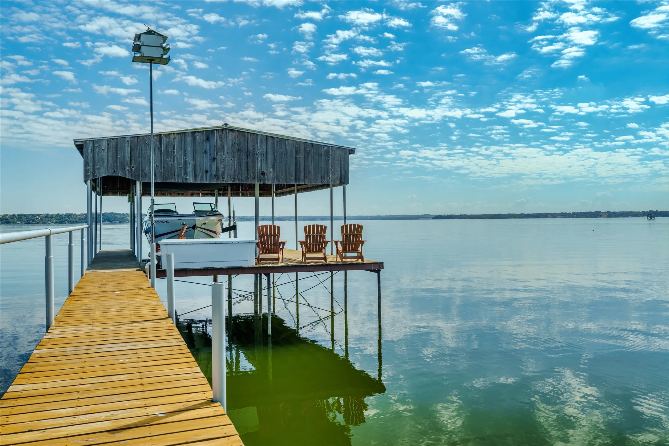 Single Family Residence For Sale in Tarrant County , 218 N Broadway Road, Azle, Texas 76020, 3 Bedrooms, 3 Bathrooms, 4 Garage spaces, 2,400 Sqft, built in 1982, Preowned, Price $1,400,000, mls#21174793, Real Estate Agent in Azle, Homes For Sale in Tarrant county, Homes For Sale in Azle, Realtor in Azle Texas, Real Estate Brokerage Independent Realty Texas, Luminita Cordes Realtor