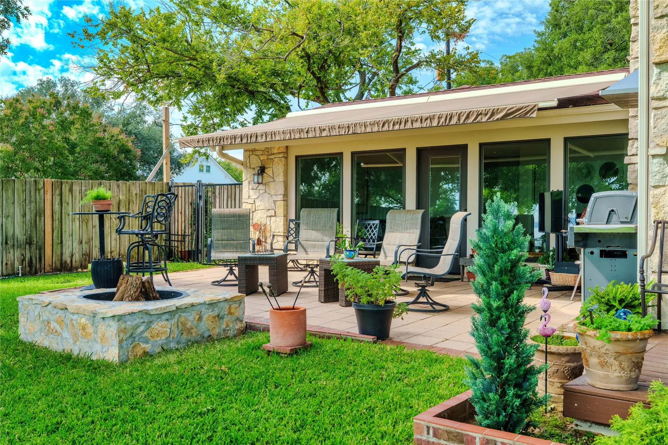 Patio with retractable awning