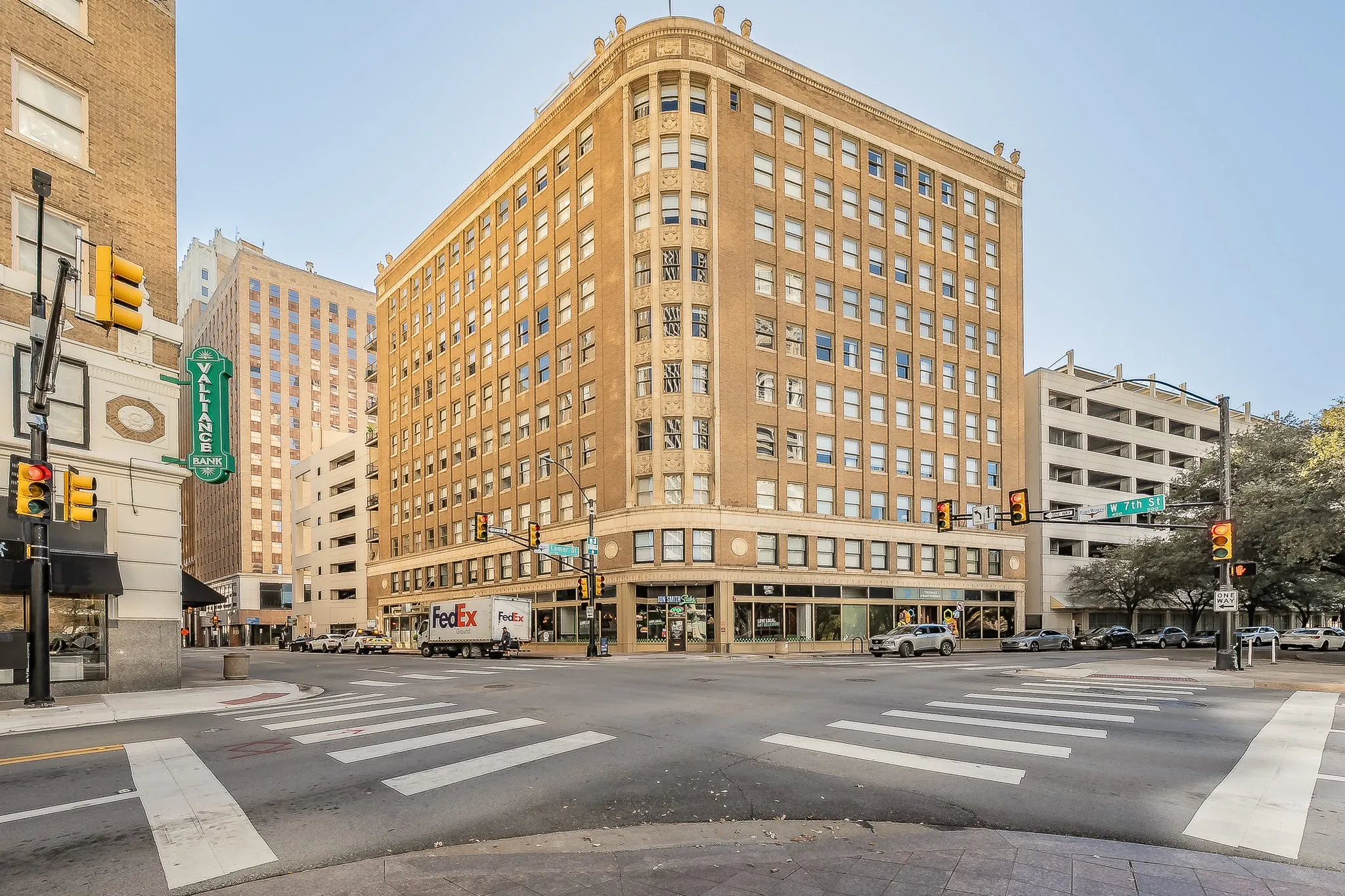 Condominium For Sale in Tarrant County , 411 W 7th Street 1007, Fort Worth, Texas 76102, 3 Bedroom, 3 Bathroom, 2 Garage spaces, 2,116 Sqft, built in 1921, mls#21176229, Real Estate Agent in Fort Worth, Homes For Sale in Tarrant county, Homes For Sale in Fort Worth, Realtor in Fort Worth Texas, Real Estate Brokerage Independent Realty Texas, Luminita Cordes Realtor