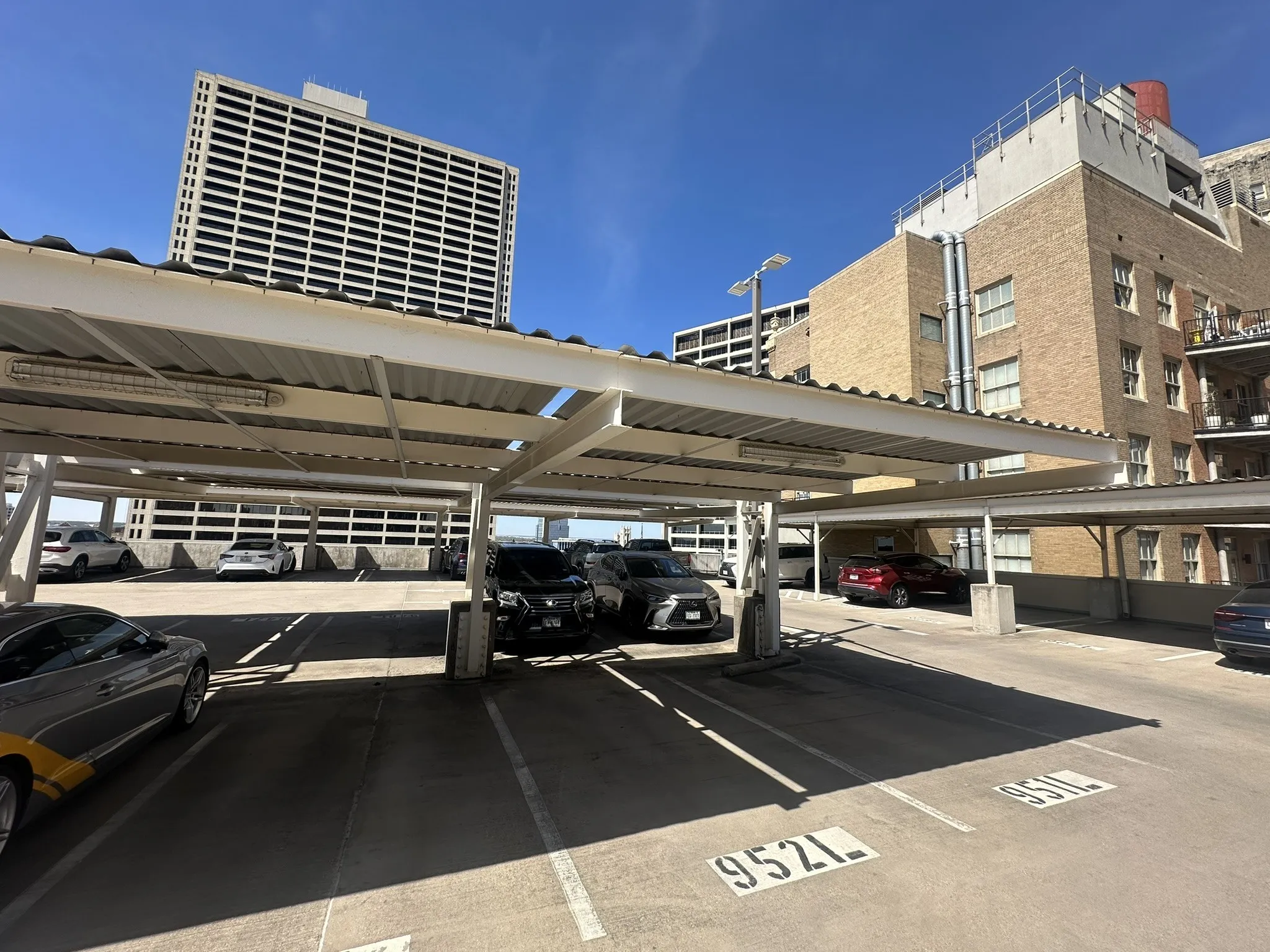 Condominium For Sale in Tarrant County , 411 W 7th Street 1007, Fort Worth, Texas 76102, 3 Bedroom, 3 Bathroom, 2 Garage spaces, 2,116 Sqft, built in 1921, mls#21176229, Real Estate Agent in Fort Worth, Homes For Sale in Tarrant county, Homes For Sale in Fort Worth, Realtor in Fort Worth Texas, Real Estate Brokerage Independent Realty Texas, Luminita Cordes Realtor
