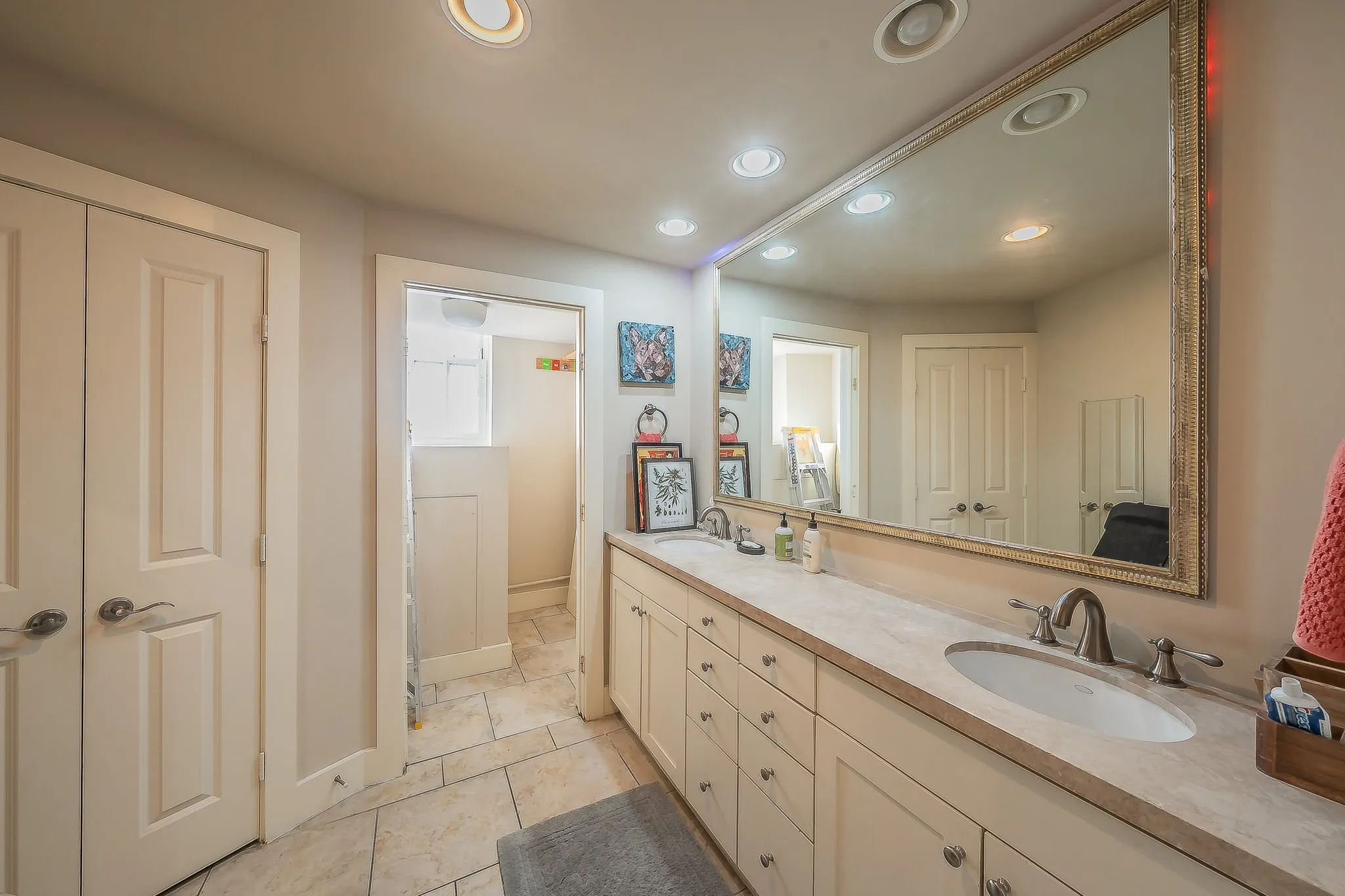 Condominium For Sale in Tarrant County , 411 W 7th Street 1007, Fort Worth, Texas 76102, 3 Bedroom, 3 Bathroom, 2 Garage spaces, 2,116 Sqft, built in 1921, mls#21176229, Real Estate Agent in Fort Worth, Homes For Sale in Tarrant county, Homes For Sale in Fort Worth, Realtor in Fort Worth Texas, Real Estate Brokerage Independent Realty Texas, Luminita Cordes Realtor