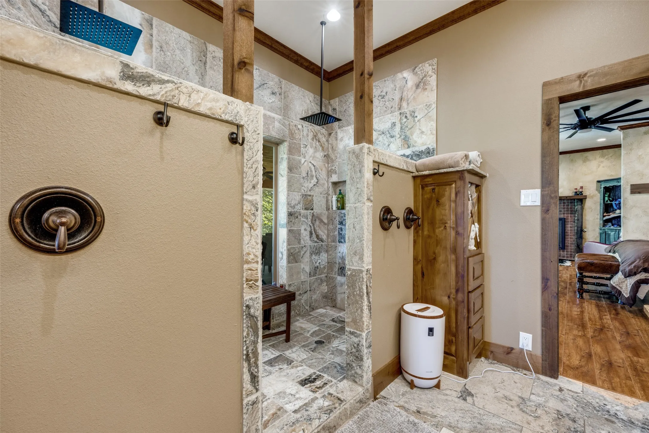 Single Family Residence For Sale in Collin County , 17019 County Road 706, Leonard, Texas 75452, 6 Bedrooms, 8 Bathrooms, 4 Garage spaces, 6,224 Sqft, built in 2024, Price $2,999,000, mls#21174197, Real Estate Agent in Leonard, Homes For Sale in Collin county, Homes For Sale in Leonard, Realtor in Leonard Texas, Real Estate Brokerage Independent Realty Texas, Luminita Cordes Realtor