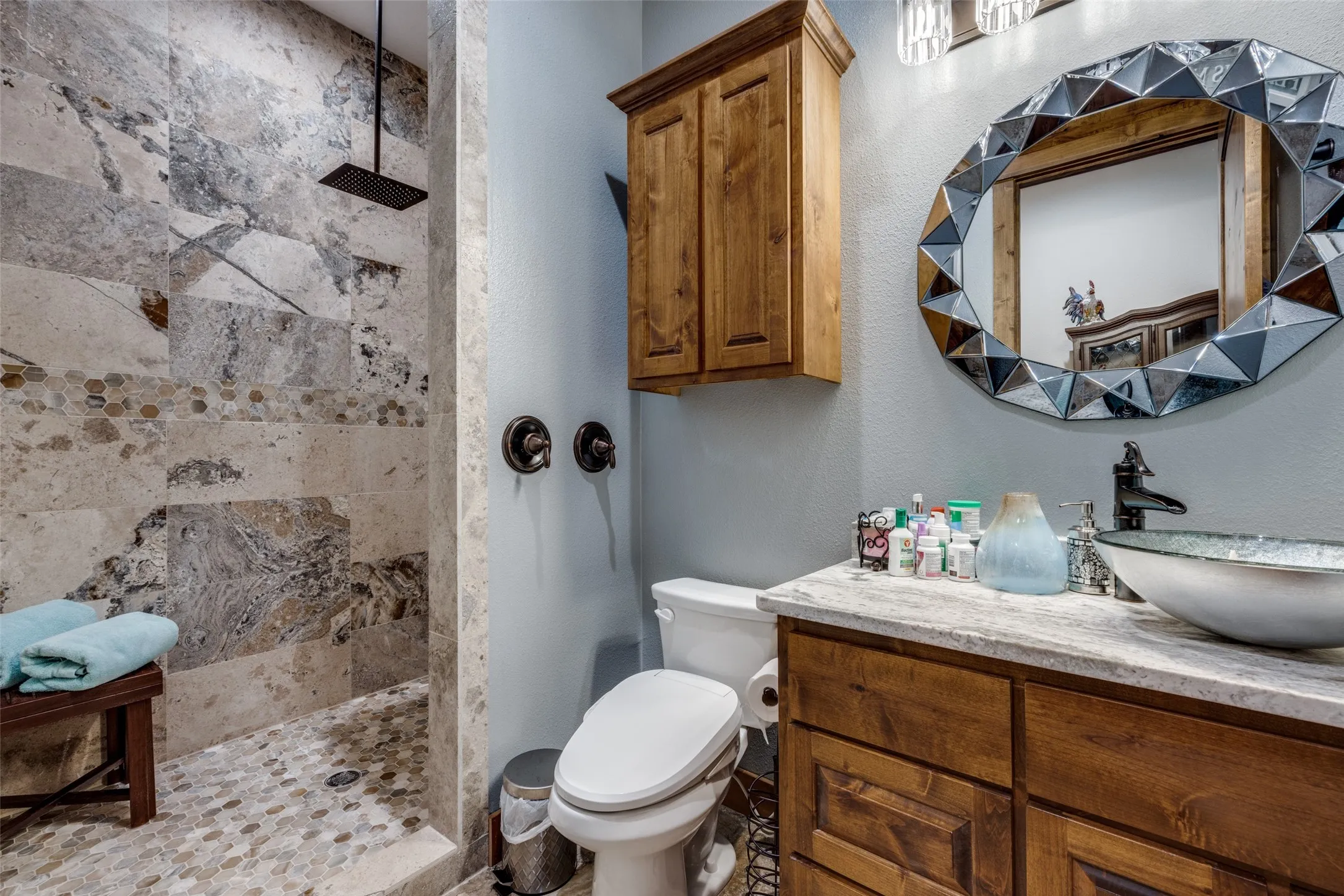 Single Family Residence For Sale in Collin County , 17019 County Road 706, Leonard, Texas 75452, 6 Bedrooms, 8 Bathrooms, 4 Garage spaces, 6,224 Sqft, built in 2024, Price $2,999,000, mls#21174197, Real Estate Agent in Leonard, Homes For Sale in Collin county, Homes For Sale in Leonard, Realtor in Leonard Texas, Real Estate Brokerage Independent Realty Texas, Luminita Cordes Realtor