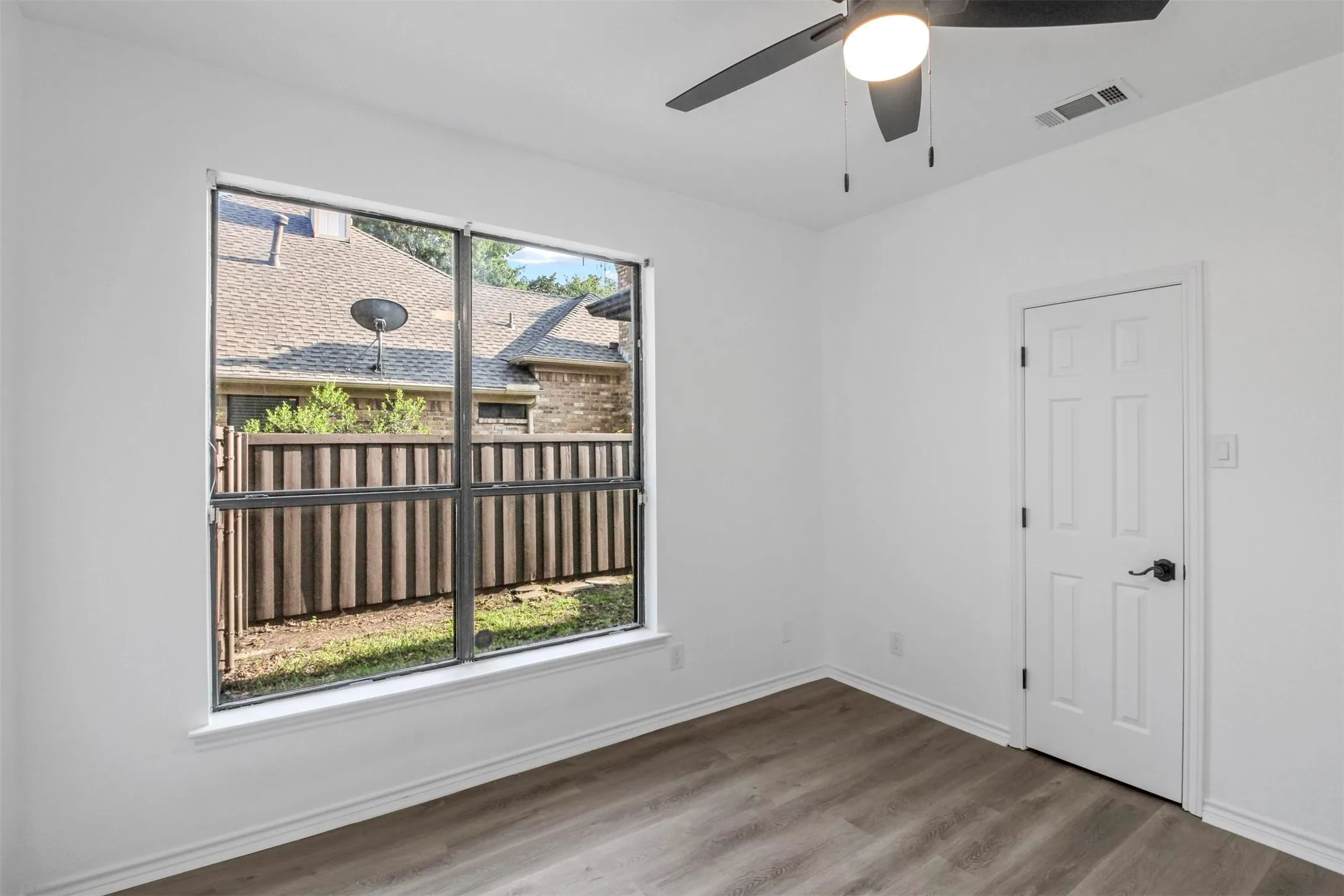 Single Family Residence For Sale in Collin County , 7319 Briarnoll, Dallas, Texas 75252, 4 Bedroom, 3 Bathroom, 2 Garage spaces, 2,587 Sqft, built in 1986, Price $680,000, mls#21176183, Real Estate Agent in Dallas, Homes For Sale in Collin county, Homes For Sale in Dallas, Realtor in Dallas Texas, Real Estate Brokerage Independent Realty Texas, Luminita Cordes Realtor