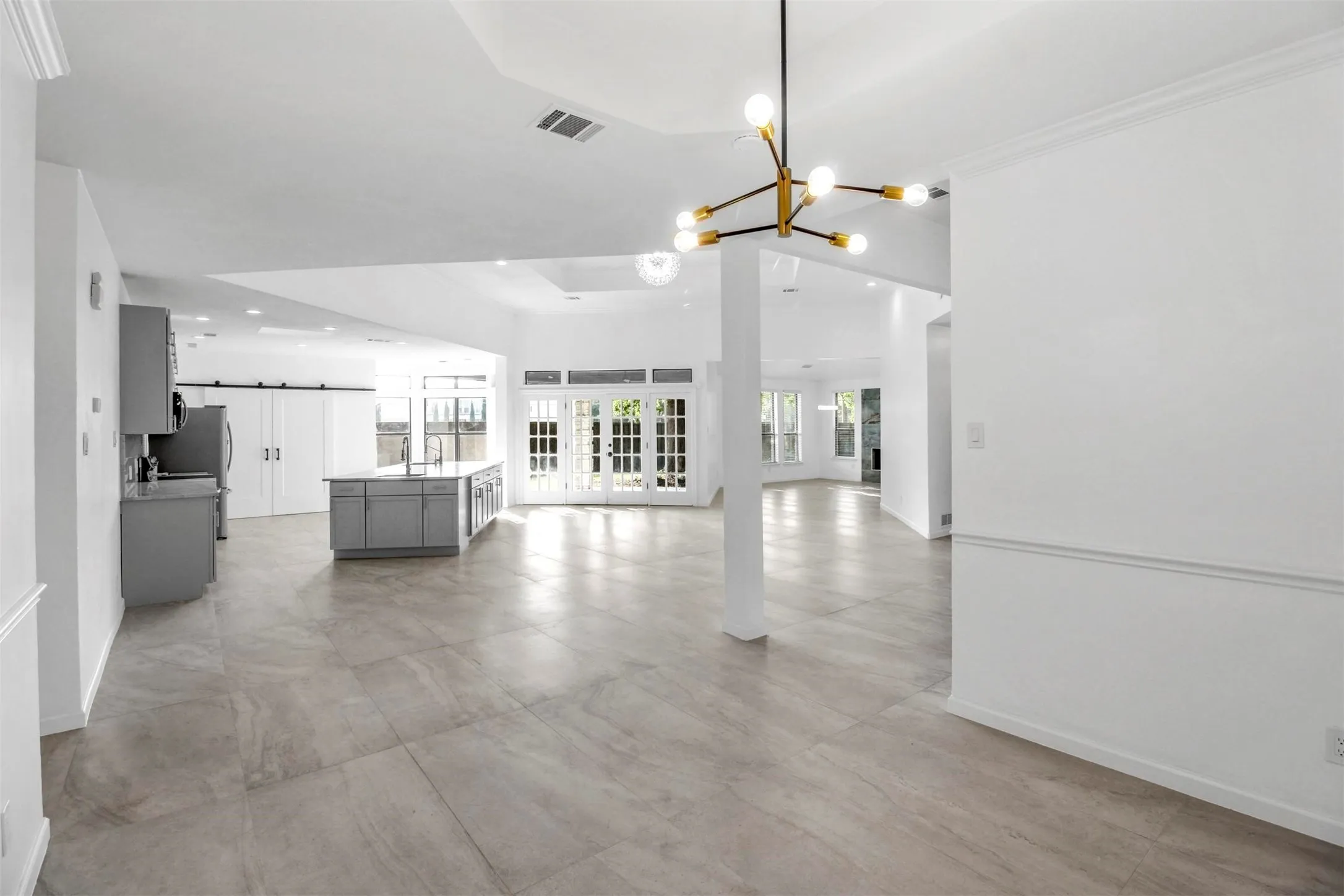 Single Family Residence For Sale in Collin County , 7319 Briarnoll, Dallas, Texas 75252, 4 Bedroom, 3 Bathroom, 2 Garage spaces, 2,587 Sqft, built in 1986, Price $680,000, mls#21176183, Real Estate Agent in Dallas, Homes For Sale in Collin county, Homes For Sale in Dallas, Realtor in Dallas Texas, Real Estate Brokerage Independent Realty Texas, Luminita Cordes Realtor
