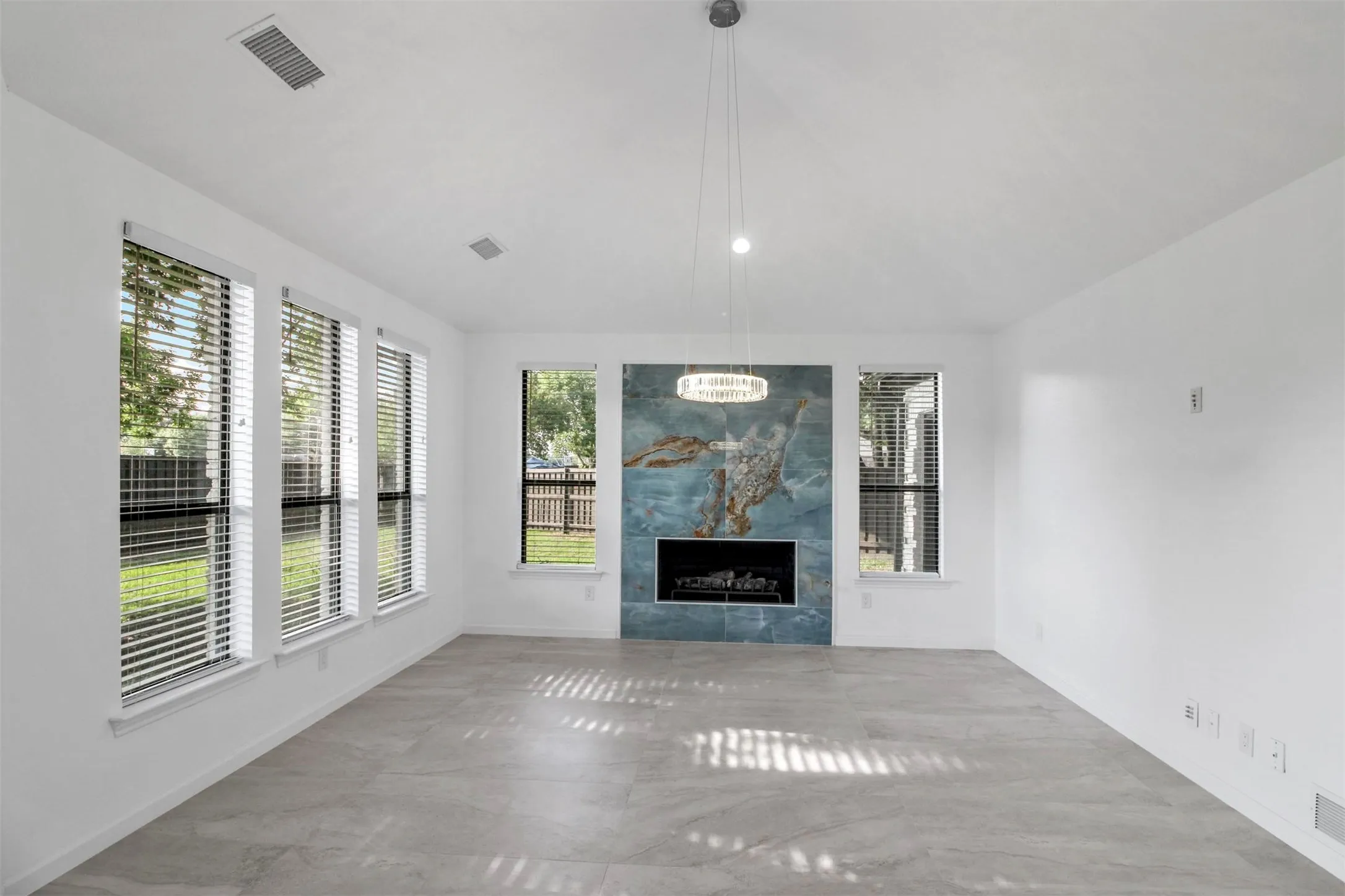 Single Family Residence For Sale in Collin County , 7319 Briarnoll, Dallas, Texas 75252, 4 Bedroom, 3 Bathroom, 2 Garage spaces, 2,587 Sqft, built in 1986, Price $680,000, mls#21176183, Real Estate Agent in Dallas, Homes For Sale in Collin county, Homes For Sale in Dallas, Realtor in Dallas Texas, Real Estate Brokerage Independent Realty Texas, Luminita Cordes Realtor