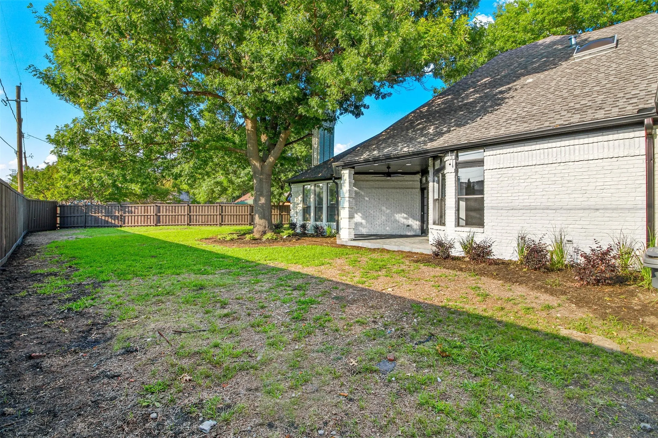Single Family Residence For Sale in Collin County , 7319 Briarnoll, Dallas, Texas 75252, 4 Bedroom, 3 Bathroom, 2 Garage spaces, 2,587 Sqft, built in 1986, Price $680,000, mls#21176183, Real Estate Agent in Dallas, Homes For Sale in Collin county, Homes For Sale in Dallas, Realtor in Dallas Texas, Real Estate Brokerage Independent Realty Texas, Luminita Cordes Realtor