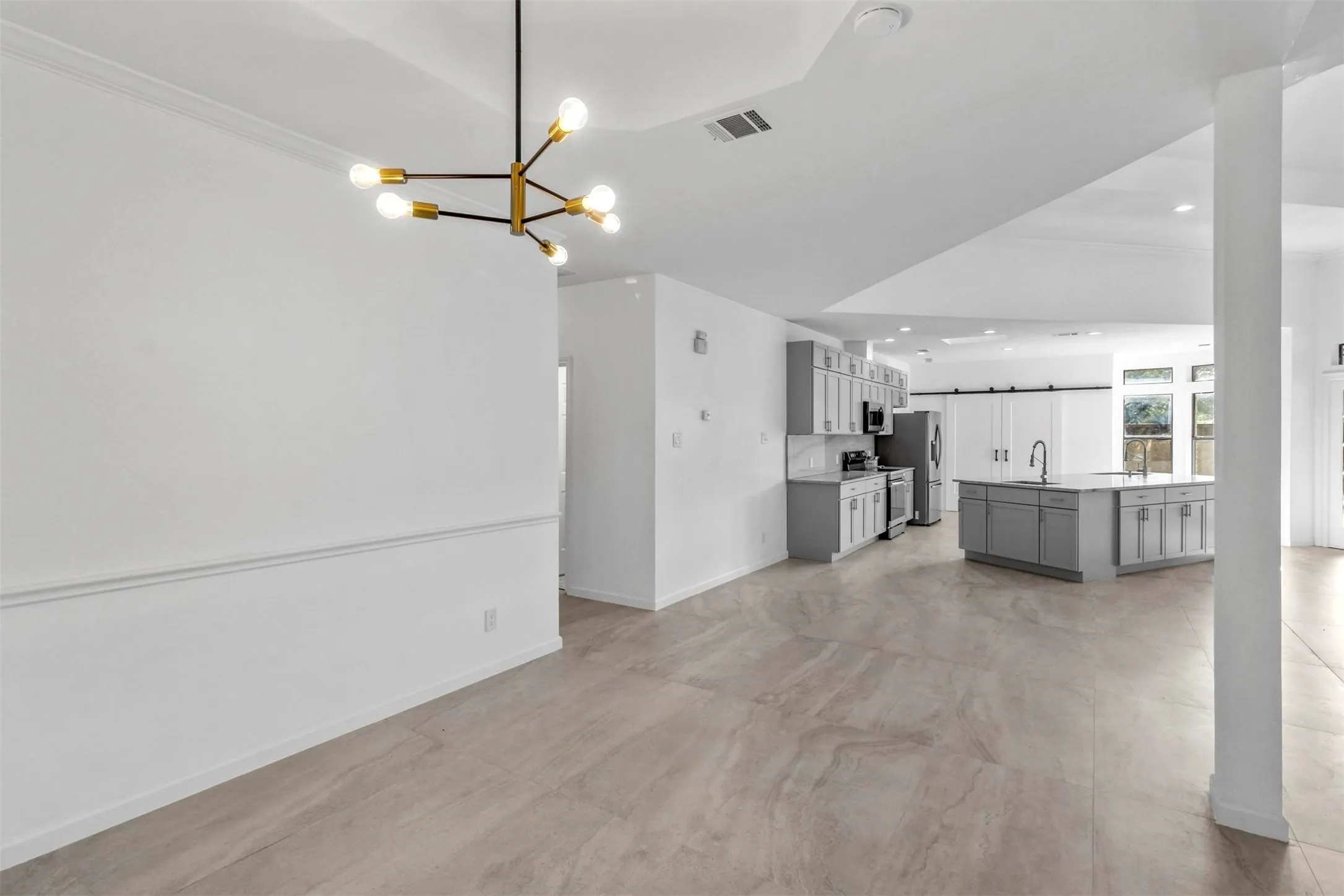 Single Family Residence For Sale in Collin County , 7319 Briarnoll, Dallas, Texas 75252, 4 Bedroom, 3 Bathroom, 2 Garage spaces, 2,587 Sqft, built in 1986, Price $680,000, mls#21176183, Real Estate Agent in Dallas, Homes For Sale in Collin county, Homes For Sale in Dallas, Realtor in Dallas Texas, Real Estate Brokerage Independent Realty Texas, Luminita Cordes Realtor