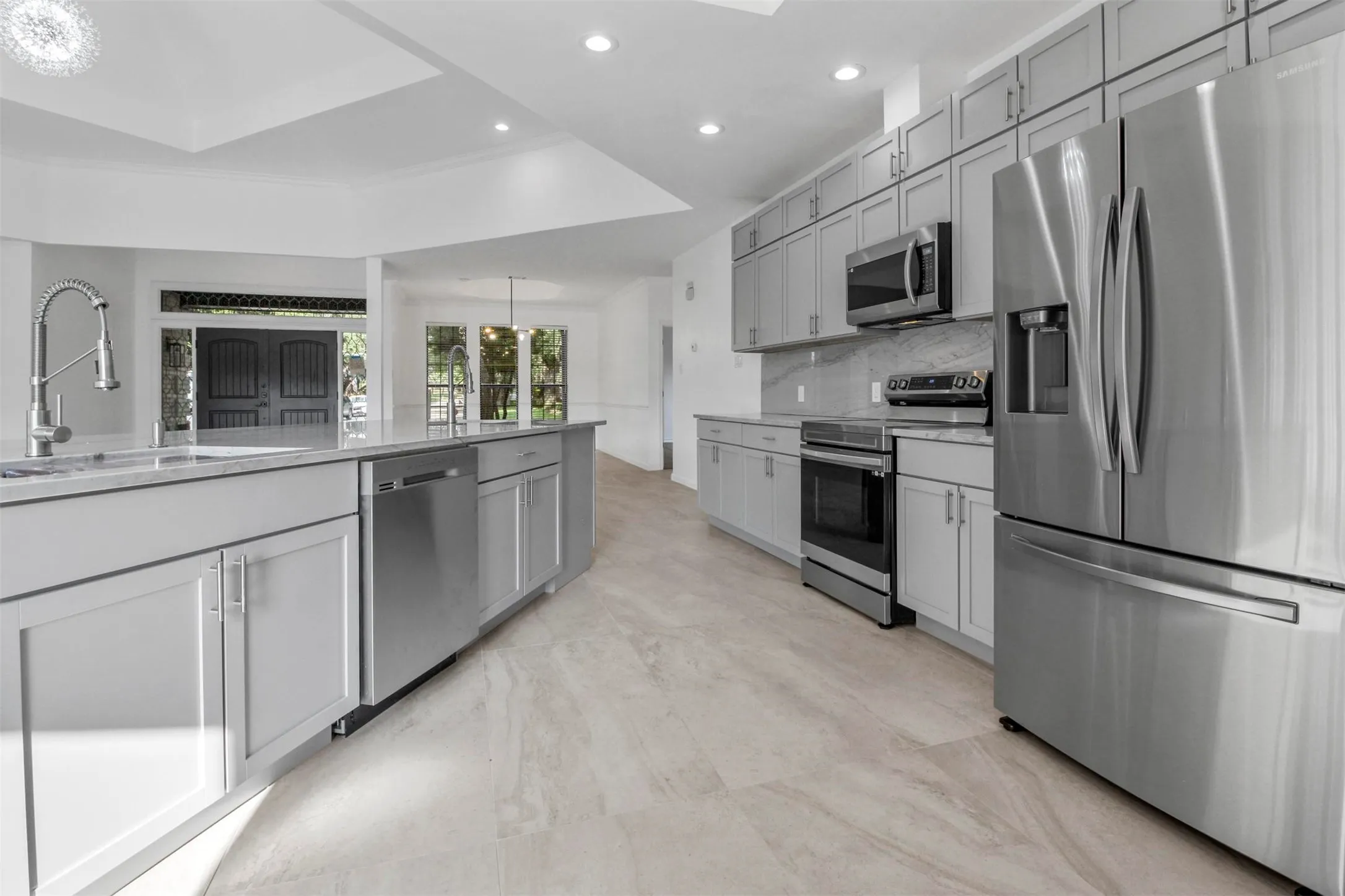 Single Family Residence For Sale in Collin County , 7319 Briarnoll, Dallas, Texas 75252, 4 Bedroom, 3 Bathroom, 2 Garage spaces, 2,587 Sqft, built in 1986, Price $680,000, mls#21176183, Real Estate Agent in Dallas, Homes For Sale in Collin county, Homes For Sale in Dallas, Realtor in Dallas Texas, Real Estate Brokerage Independent Realty Texas, Luminita Cordes Realtor