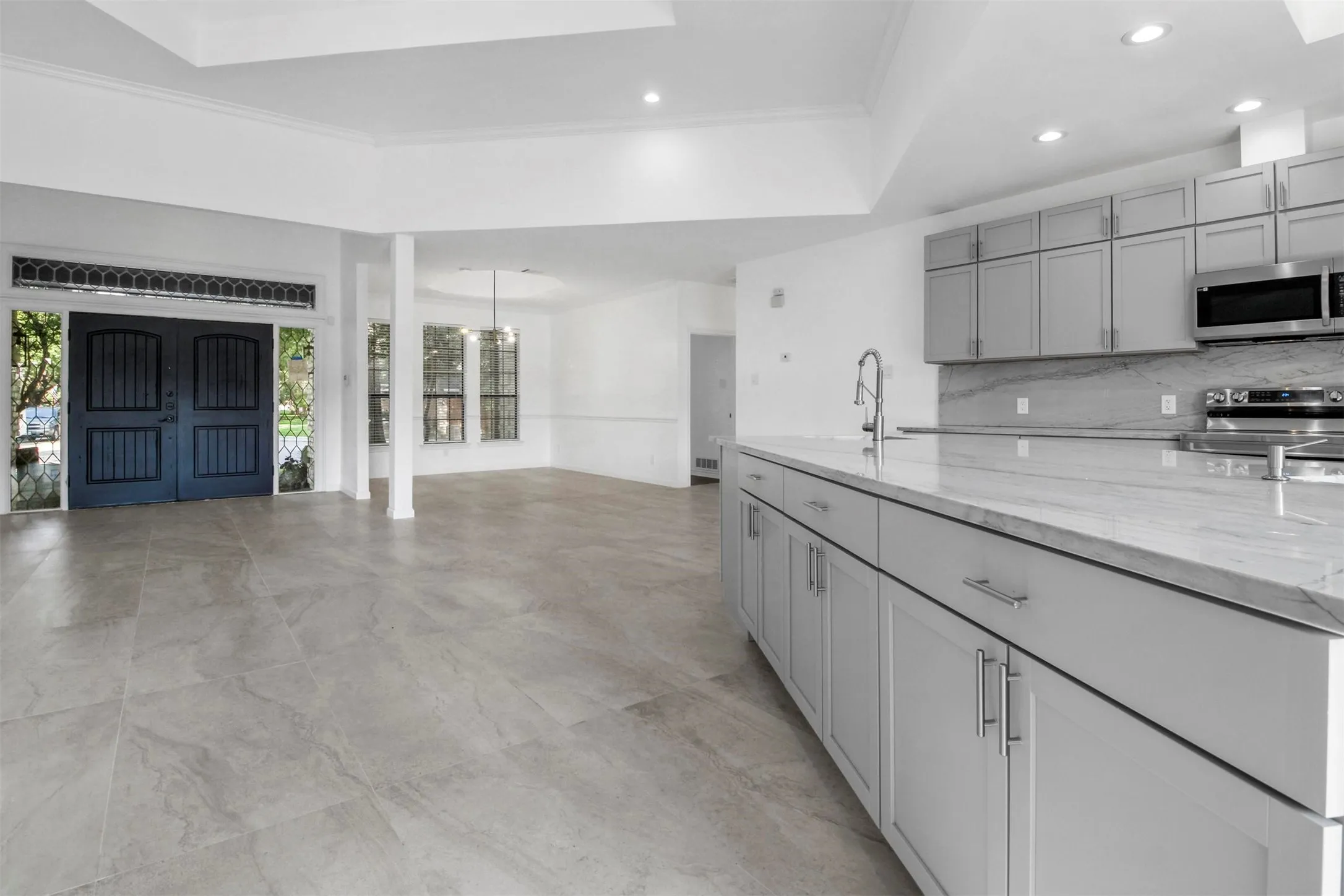 Single Family Residence For Sale in Collin County , 7319 Briarnoll, Dallas, Texas 75252, 4 Bedroom, 3 Bathroom, 2 Garage spaces, 2,587 Sqft, built in 1986, Price $680,000, mls#21176183, Real Estate Agent in Dallas, Homes For Sale in Collin county, Homes For Sale in Dallas, Realtor in Dallas Texas, Real Estate Brokerage Independent Realty Texas, Luminita Cordes Realtor