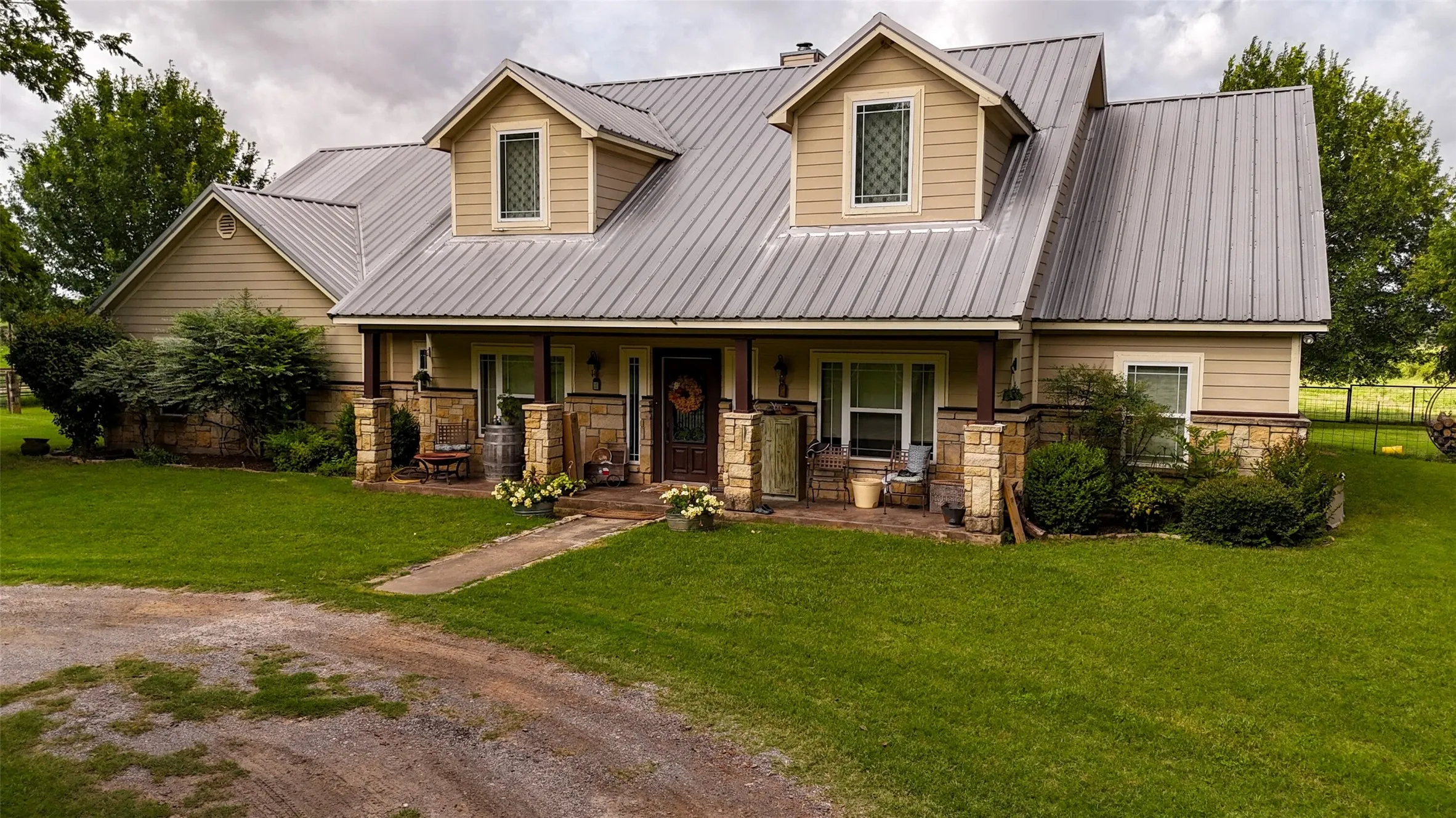 Unimproved Land For Sale in Hill County , 415 State Highway 174, Blum, Texas 76627, 0, 0, Garage spaces, 0 Sqft, built in 2010, mls#21176235, Real Estate Agent in Blum, Homes For Sale in Hill county, Homes For Sale in Blum, Realtor in Blum Texas, Real Estate Brokerage Independent Realty Texas, Luminita Cordes Realtor
