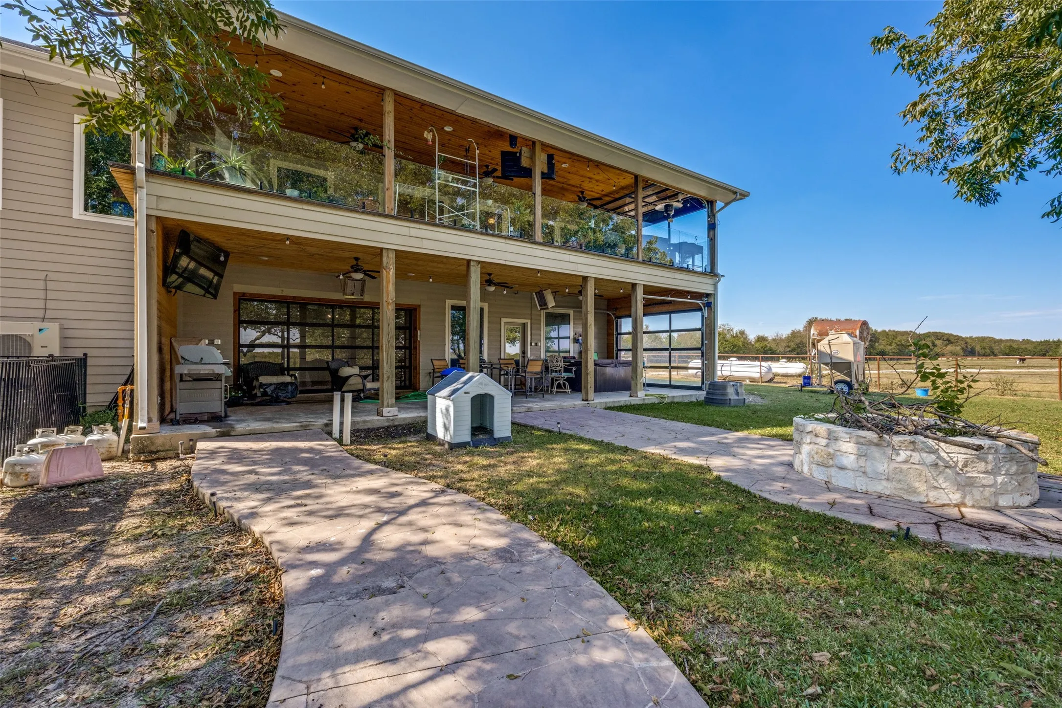 Single Family Residence For Sale in Collin County , 17019 County Road 706 Tract-1, Leonard, Texas 75452, 5 Bedroom, 7 Bathroom, 4 Garage spaces, 5,200 Sqft, built in 2024, mls#21176267, Real Estate Agent in Leonard, Homes For Sale in Collin county, Homes For Sale in Leonard, Realtor in Leonard Texas, Real Estate Brokerage Independent Realty Texas, Luminita Cordes Realtor