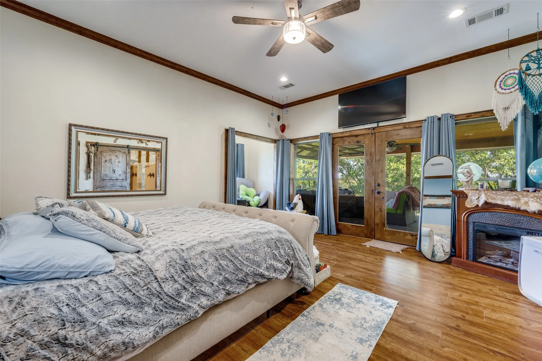 Single Family Residence For Sale in Collin County , 17019 County Road 706 Tract-1, Leonard, Texas 75452, 5 Bedroom, 7 Bathroom, 4 Garage spaces, 5,200 Sqft, built in 2024, mls#21176267, Real Estate Agent in Leonard, Homes For Sale in Collin county, Homes For Sale in Leonard, Realtor in Leonard Texas, Real Estate Brokerage Independent Realty Texas, Luminita Cordes Realtor