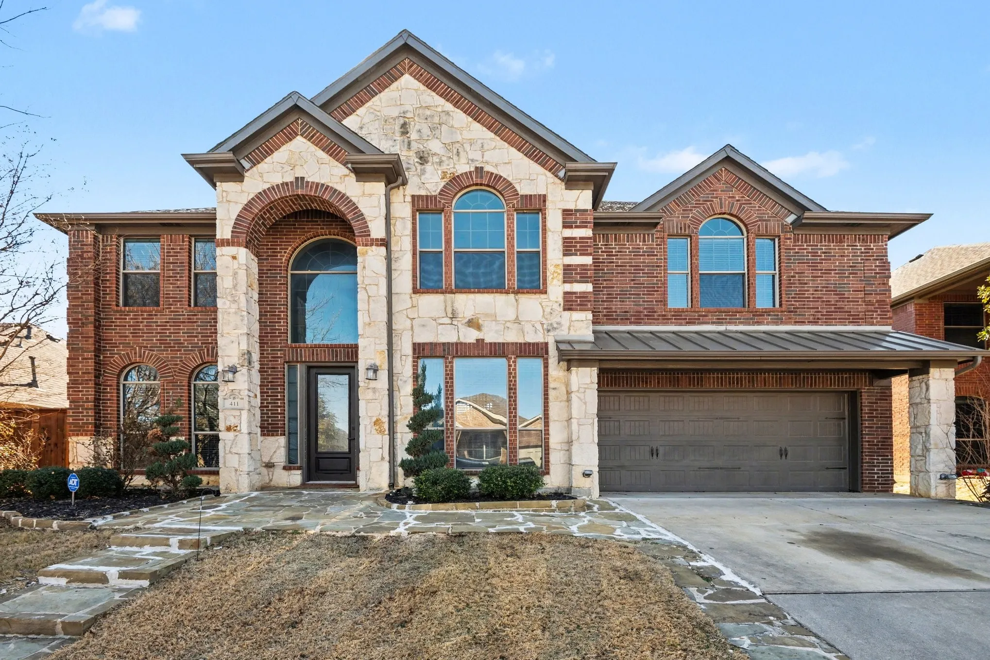 Single Family Residence For Sale in Denton County , 411 Sodbury Court, Roanoke, Texas 76262, 4 Bedroom, 4 Bathroom, 2 Garage spaces, 3,255 Sqft, built in 2008, Preowned, mls#21128386, Real Estate Agent in Roanoke, Homes For Sale in Denton county, Homes For Sale in Roanoke, Realtor in Roanoke Texas, Real Estate Brokerage Independent Realty Texas, Luminita Cordes Realtor