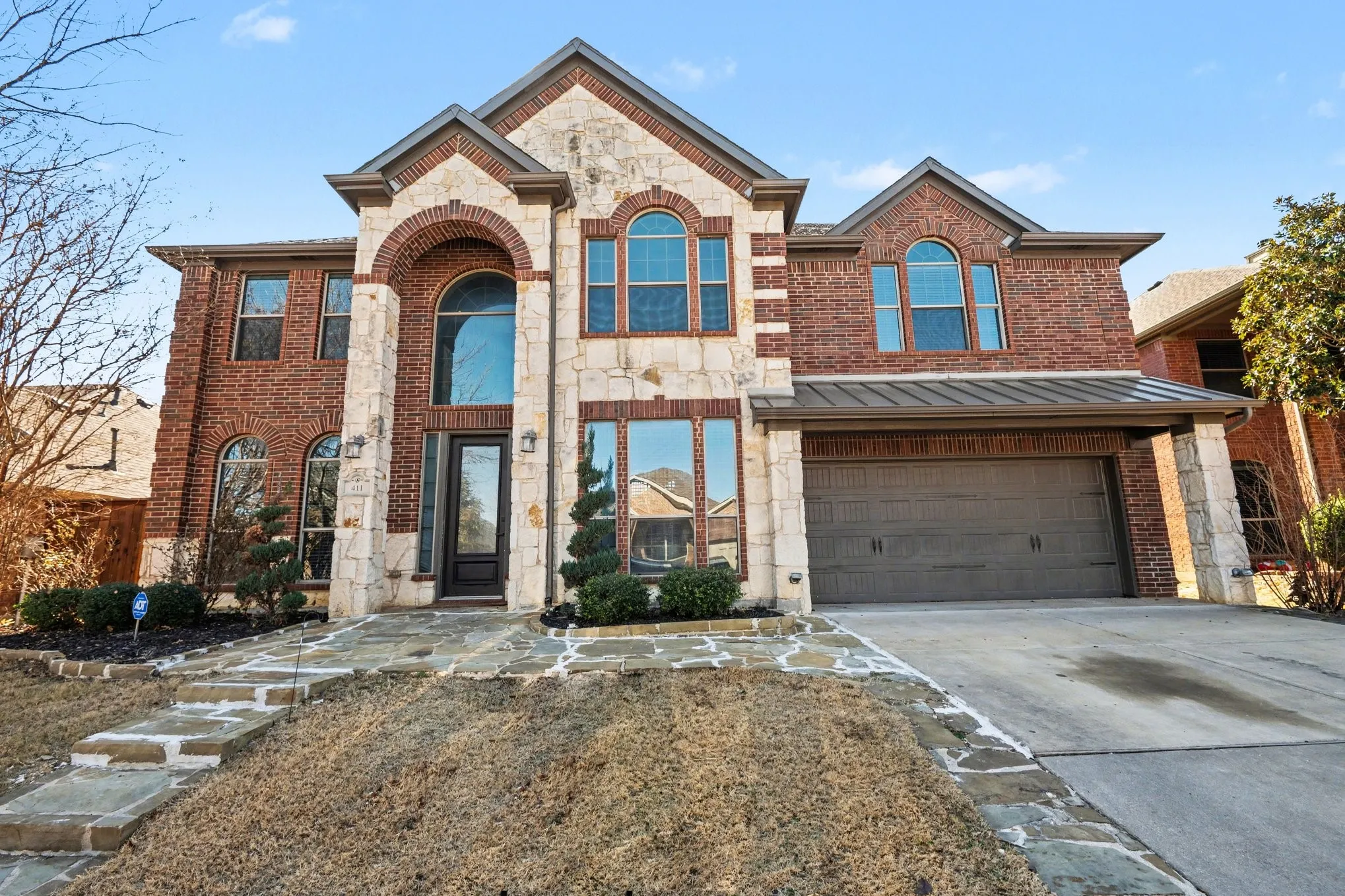 Single Family Residence For Sale in Denton County , 411 Sodbury Court, Roanoke, Texas 76262, 4 Bedroom, 4 Bathroom, 2 Garage spaces, 3,255 Sqft, built in 2008, Preowned, mls#21128386, Real Estate Agent in Roanoke, Homes For Sale in Denton county, Homes For Sale in Roanoke, Realtor in Roanoke Texas, Real Estate Brokerage Independent Realty Texas, Luminita Cordes Realtor