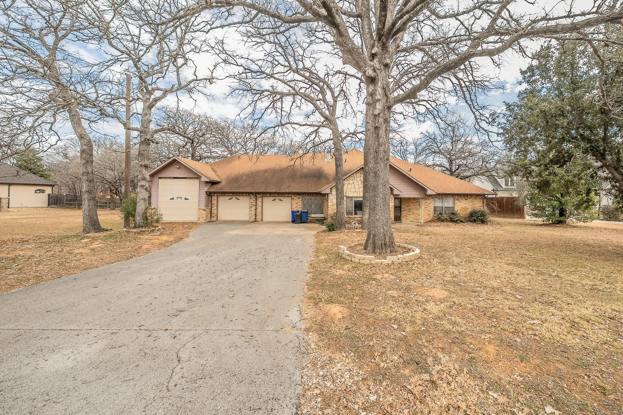 Single Family Residence For Sale in Tarrant County , 6313 Bettinger Drive, Colleyville, Texas 76034, 4 Bedroom, 3 Bathroom, 5 Garage spaces, 2,736 Sqft, built in 1970, Preowned, mls#21171862, Real Estate Agent in Colleyville, Homes For Sale in Tarrant county, Homes For Sale in Colleyville, Realtor in Colleyville Texas, Real Estate Brokerage Independent Realty Texas, Luminita Cordes Realtor