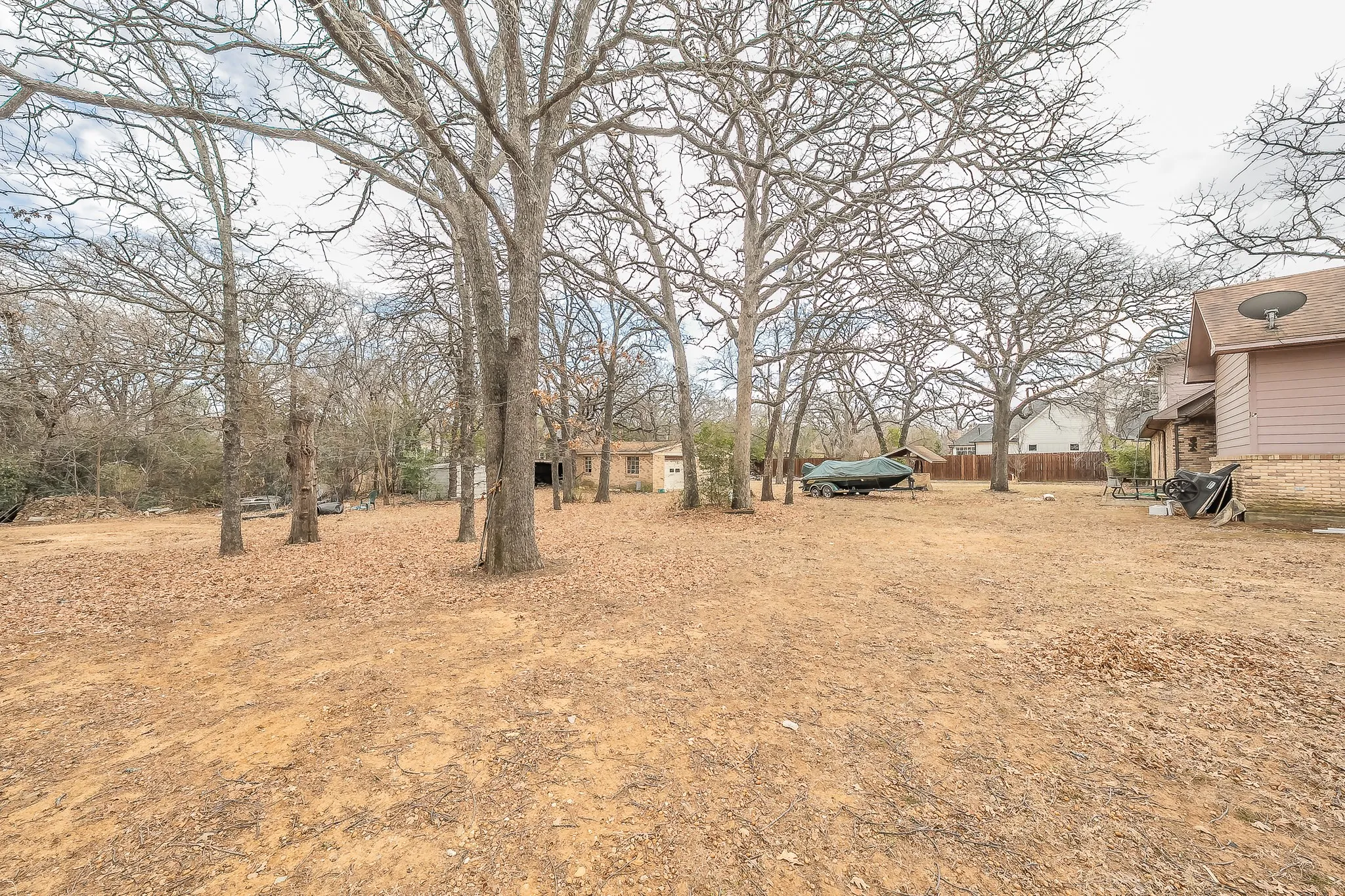 Single Family Residence For Sale in Tarrant County , 6313 Bettinger Drive, Colleyville, Texas 76034, 4 Bedroom, 3 Bathroom, 5 Garage spaces, 2,736 Sqft, built in 1970, Preowned, mls#21171862, Real Estate Agent in Colleyville, Homes For Sale in Tarrant county, Homes For Sale in Colleyville, Realtor in Colleyville Texas, Real Estate Brokerage Independent Realty Texas, Luminita Cordes Realtor