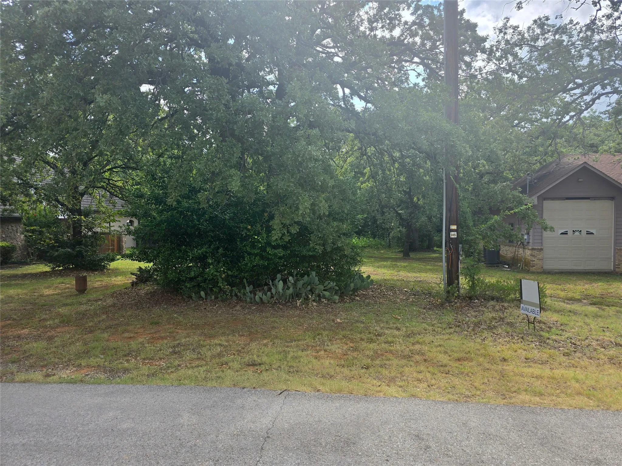 Unimproved Land For Sale in Tarrant County , 6317 Bettinger Drive, Colleyville, Texas 76034, 0, 0, Garage spaces, 0 Sqft, built in 1970, mls#21171865, Real Estate Agent in Colleyville, Homes For Sale in Tarrant county, Homes For Sale in Colleyville, Realtor in Colleyville Texas, Real Estate Brokerage Independent Realty Texas, Luminita Cordes Realtor