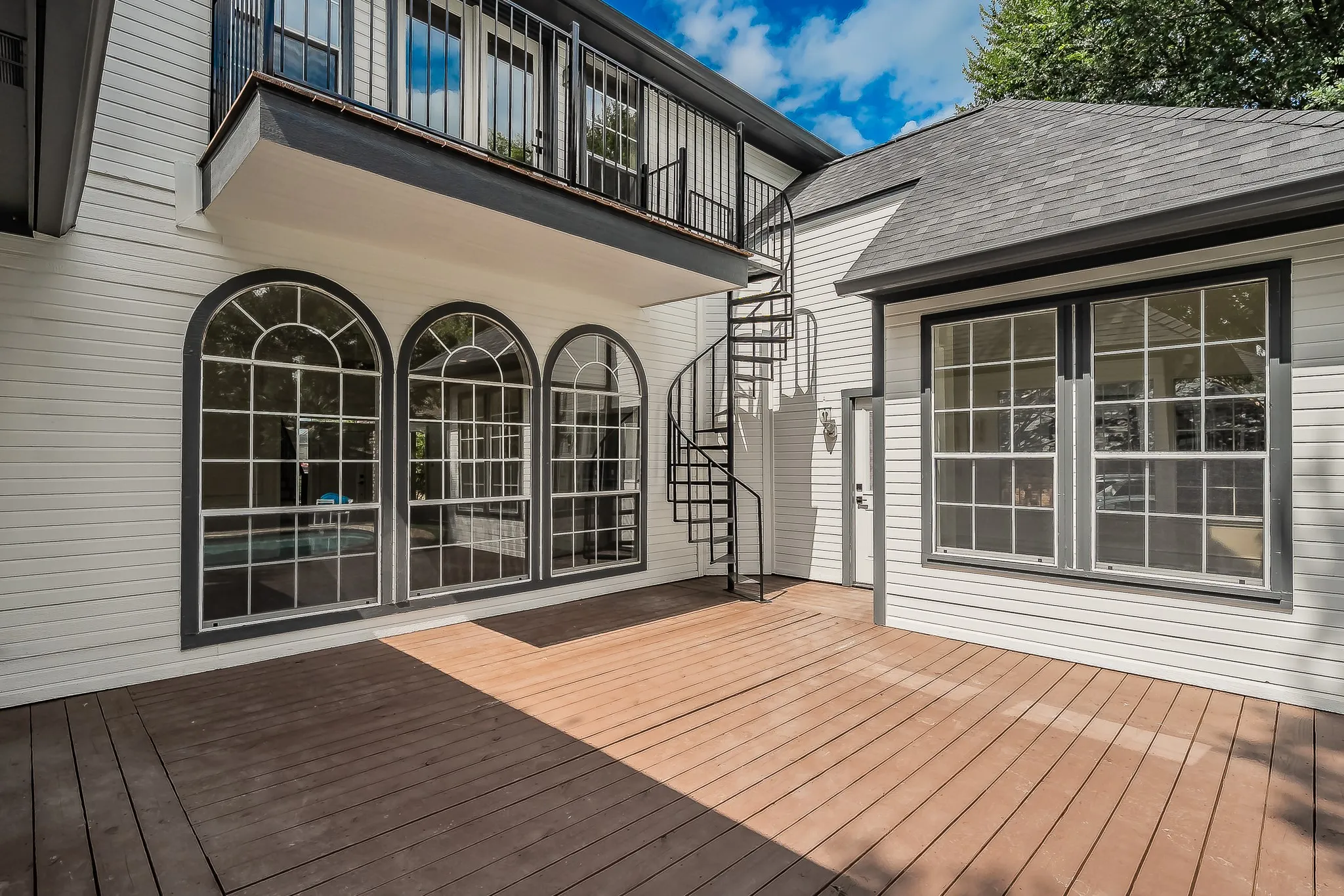 Single Family Residence For Sale in Denton County , 543 Timber Ridge Drive, Trophy Club, Texas 76262, 4 Bedroom, 4 Bathroom, 2 Garage spaces, 3,542 Sqft, built in 1986, Price $950,000, mls#21170865, Real Estate Agent in Trophy Club, Homes For Sale in Denton county, Homes For Sale in Trophy Club, Realtor in Trophy Club Texas, Real Estate Brokerage Independent Realty Texas, Luminita Cordes Realtor