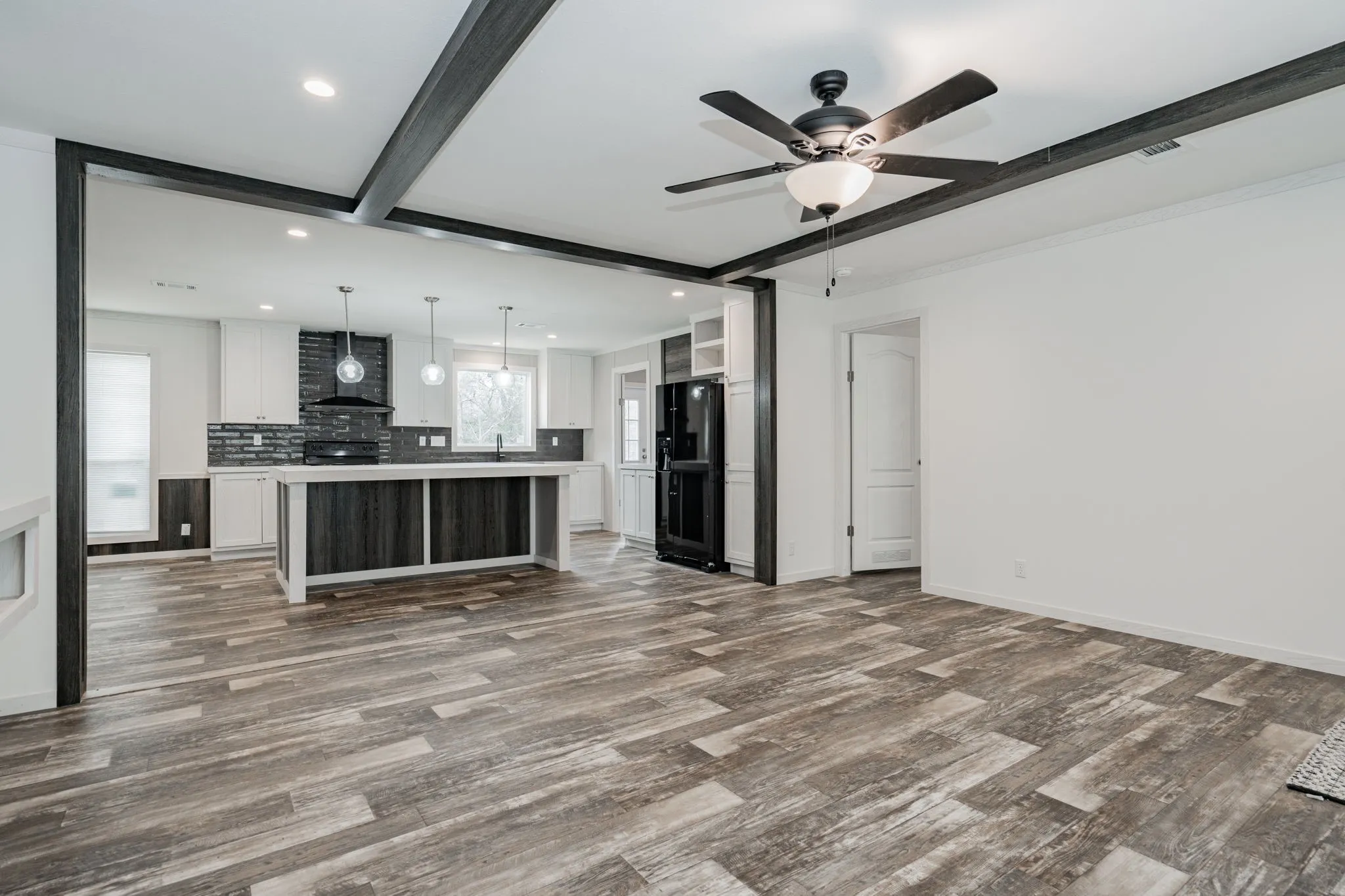 Manufactured Home For Sale in Henderson County , 7108 Moccasin Drive, Mabank, Texas 75156, 3 Bedroom, 2 Bathroom, Garage spaces, 1,664 Sqft, built in 2025, New Construction - Complete, mls#21176481, Real Estate Agent in Mabank, Homes For Sale in Henderson county, Homes For Sale in Mabank, Realtor in Mabank Texas, Real Estate Brokerage Independent Realty Texas, Luminita Cordes Realtor
