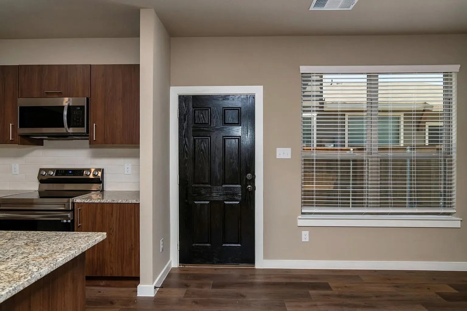 Quadruplex For Sale in Ellis County , 640-642-644-646 Fallow Drive, Venus, Texas 76084, 9 Bedroom, 8 Bathroom, 4 Garage spaces, 0 Sqft, built in 2023, Preowned, mls#21176491, Real Estate Agent in Venus, Homes For Sale in Ellis county, Homes For Sale in Venus, Realtor in Venus Texas, Real Estate Brokerage Independent Realty Texas, Luminita Cordes Realtor