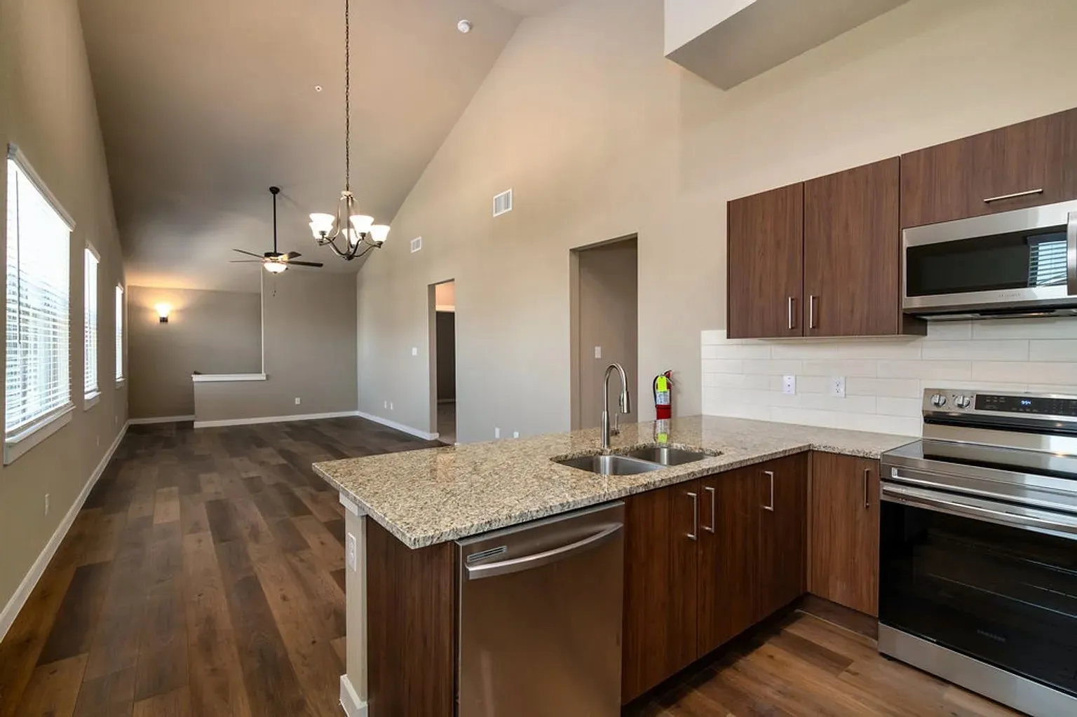Quadruplex For Sale in Ellis County , 640-642-644-646 Fallow Drive, Venus, Texas 76084, 9 Bedroom, 8 Bathroom, 4 Garage spaces, 0 Sqft, built in 2023, Preowned, mls#21176491, Real Estate Agent in Venus, Homes For Sale in Ellis county, Homes For Sale in Venus, Realtor in Venus Texas, Real Estate Brokerage Independent Realty Texas, Luminita Cordes Realtor