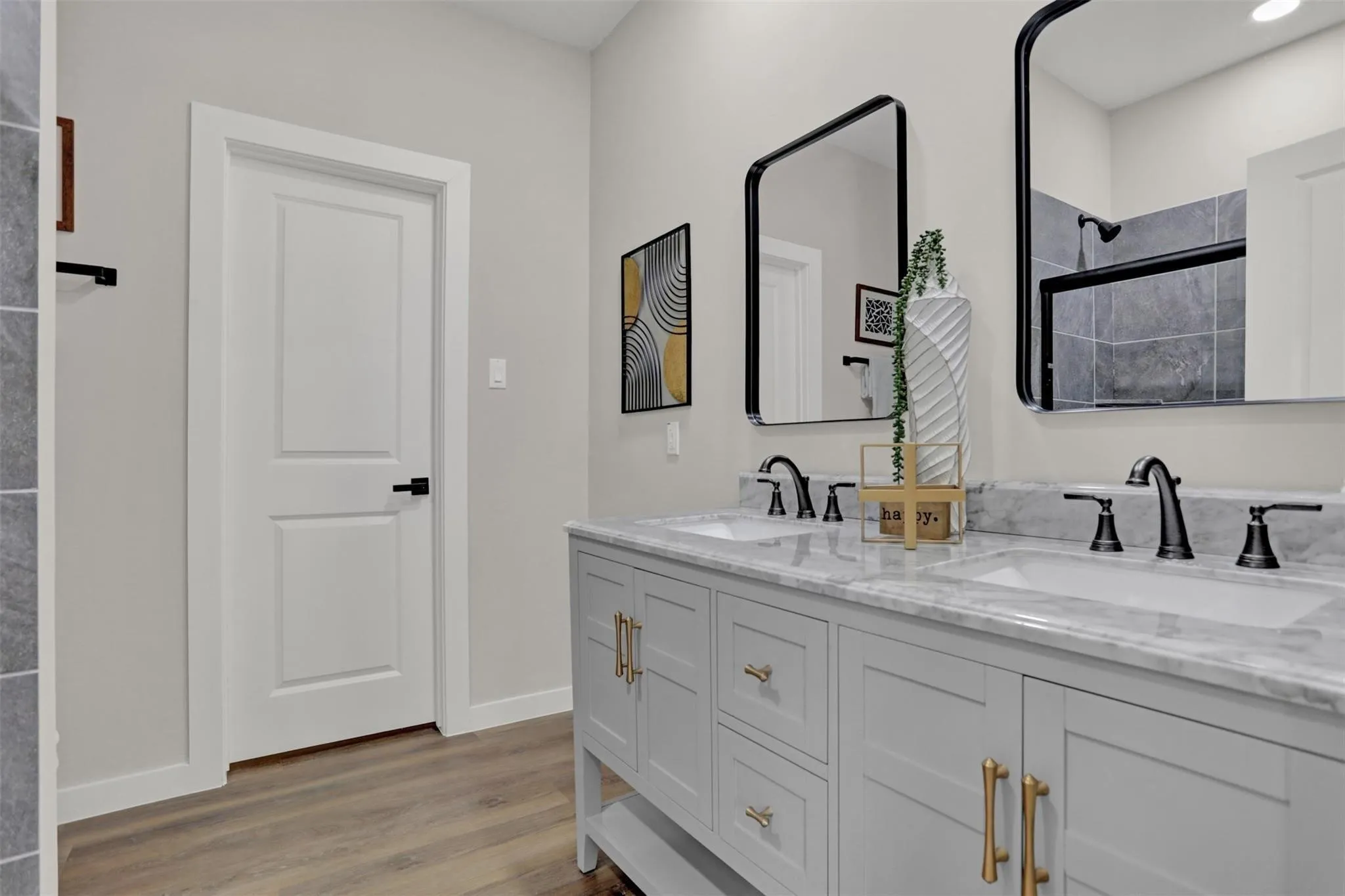 Single Family Residence For Rent in Grayson County , 705 E Hanna Street, Denison, Texas 75021, 3 Bedroom, 2 Bathroom, 1 Garage spaces, 1,314 Sqft, built in 2024, New Construction - Complete, mls#21176535, Real Estate Agent in Denison, Homes For Rent in Grayson county, Homes For Rent in Denison, Realtor in Denison Texas, Real Estate Brokerage Independent Realty Texas, Luminita Cordes Realtor