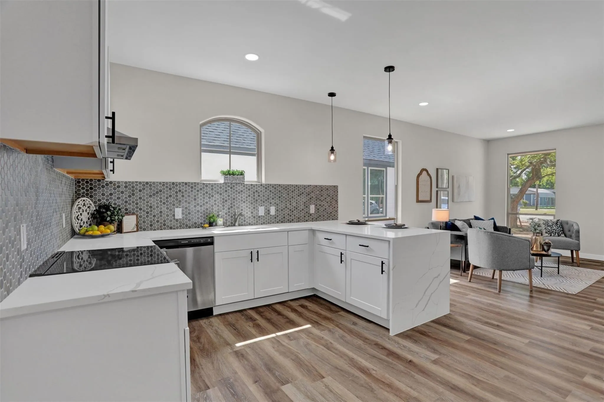Single Family Residence For Rent in Grayson County , 705 E Hanna Street, Denison, Texas 75021, 3 Bedroom, 2 Bathroom, 1 Garage spaces, 1,314 Sqft, built in 2024, New Construction - Complete, mls#21176535, Real Estate Agent in Denison, Homes For Rent in Grayson county, Homes For Rent in Denison, Realtor in Denison Texas, Real Estate Brokerage Independent Realty Texas, Luminita Cordes Realtor