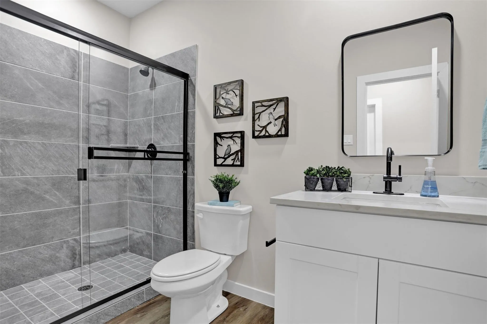 Single Family Residence For Rent in Grayson County , 705 E Hanna Street, Denison, Texas 75021, 3 Bedroom, 2 Bathroom, 1 Garage spaces, 1,314 Sqft, built in 2024, New Construction - Complete, mls#21176535, Real Estate Agent in Denison, Homes For Rent in Grayson county, Homes For Rent in Denison, Realtor in Denison Texas, Real Estate Brokerage Independent Realty Texas, Luminita Cordes Realtor