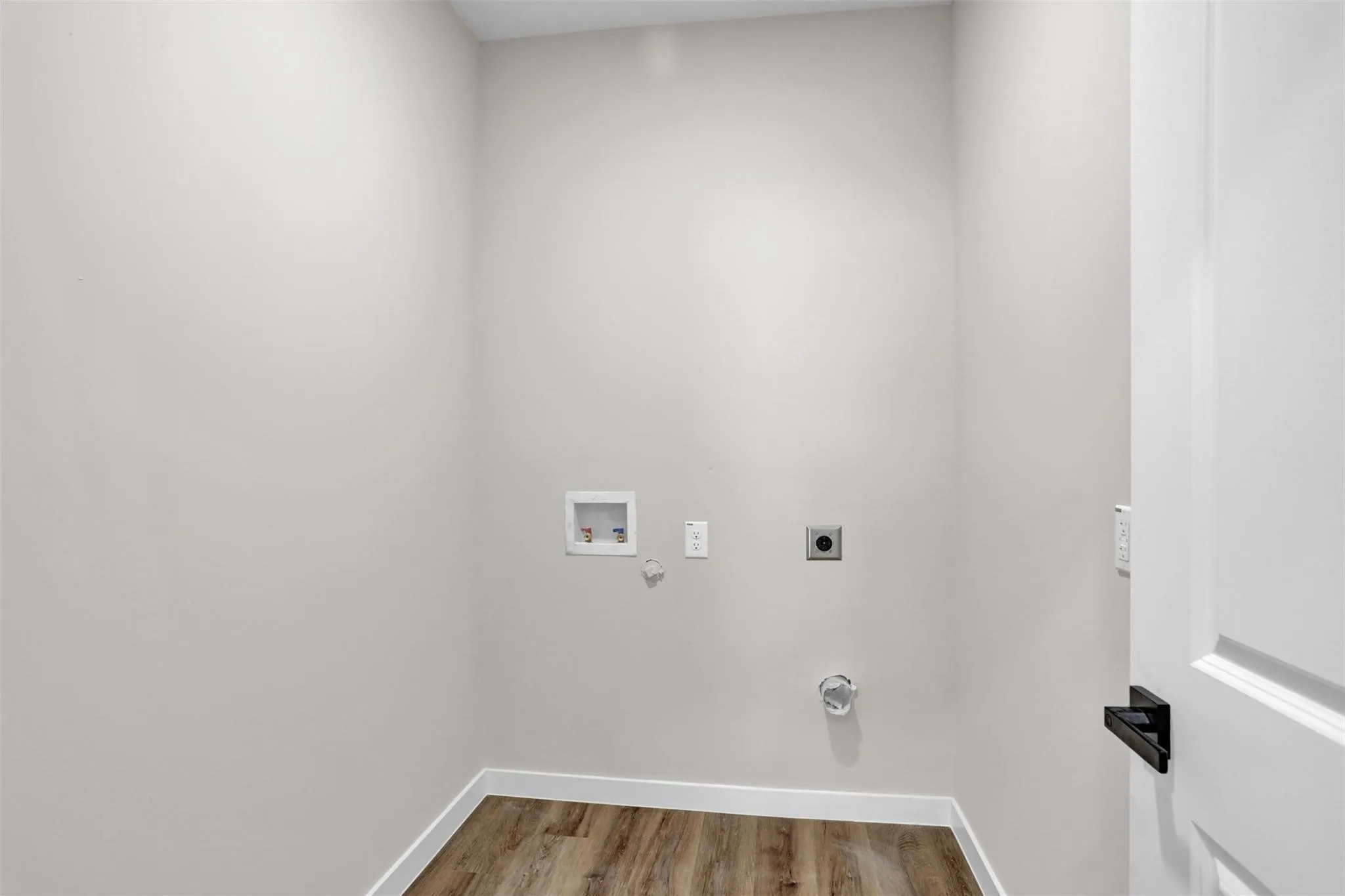 Single Family Residence For Rent in Grayson County , 705 E Hanna Street, Denison, Texas 75021, 3 Bedroom, 2 Bathroom, 1 Garage spaces, 1,314 Sqft, built in 2024, New Construction - Complete, mls#21176535, Real Estate Agent in Denison, Homes For Rent in Grayson county, Homes For Rent in Denison, Realtor in Denison Texas, Real Estate Brokerage Independent Realty Texas, Luminita Cordes Realtor
