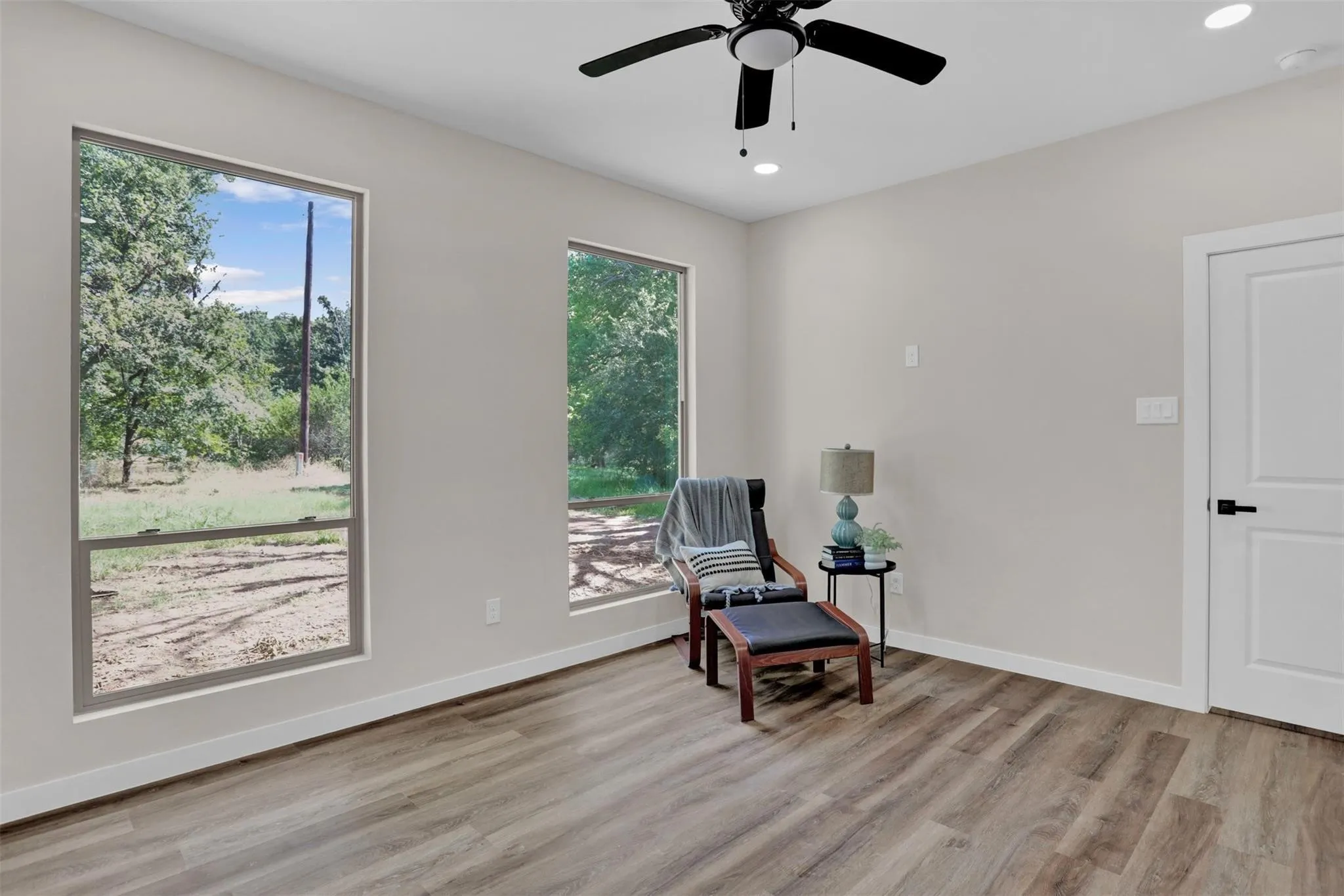 Single Family Residence For Rent in Grayson County , 705 E Hanna Street, Denison, Texas 75021, 3 Bedroom, 2 Bathroom, 1 Garage spaces, 1,314 Sqft, built in 2024, New Construction - Complete, mls#21176535, Real Estate Agent in Denison, Homes For Rent in Grayson county, Homes For Rent in Denison, Realtor in Denison Texas, Real Estate Brokerage Independent Realty Texas, Luminita Cordes Realtor