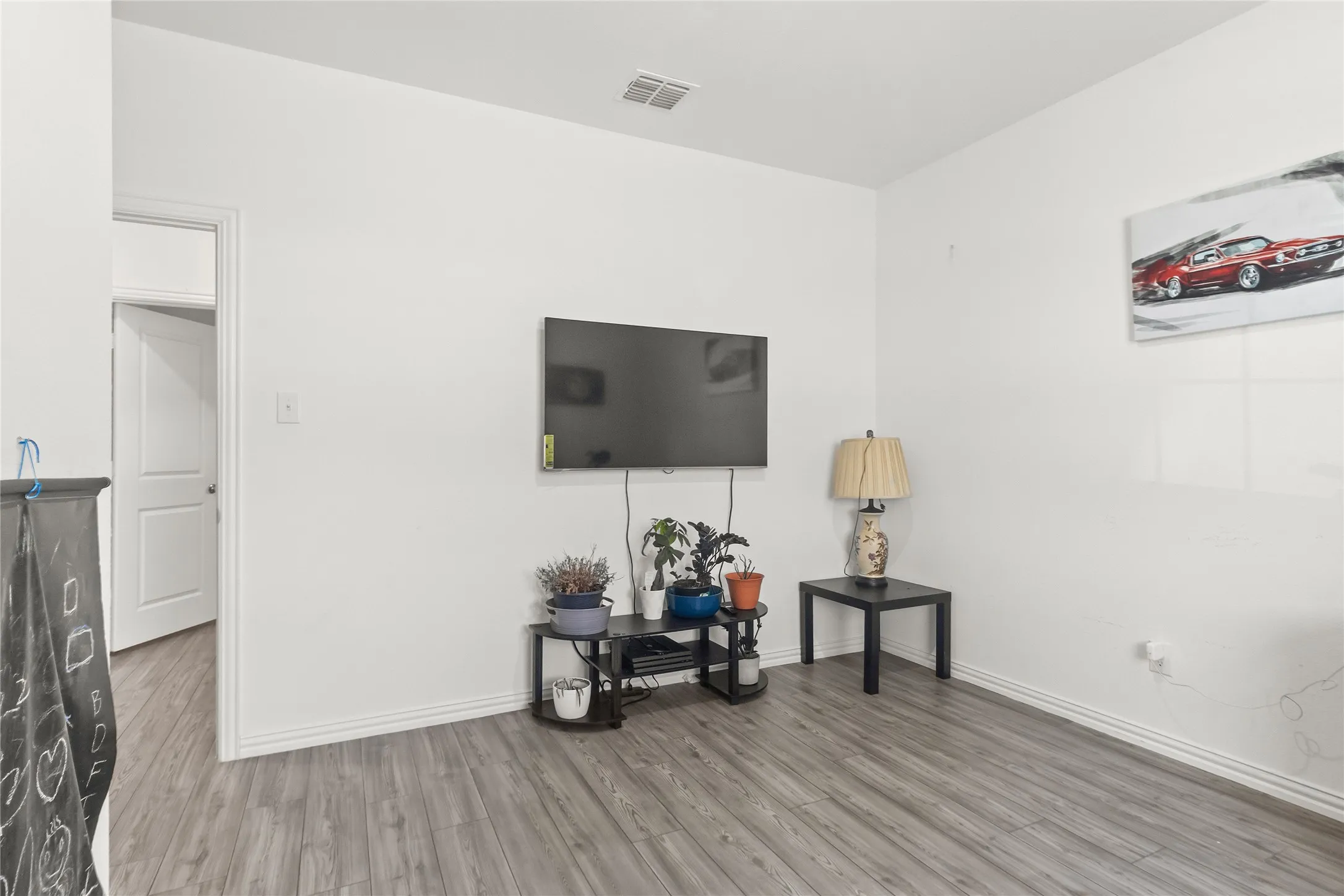 Single Family Residence For Sale in Denton County , 3505 Riverside Drive, Aubrey, Texas 76227, 4 Bedroom, 2 Bathroom, 2 Garage spaces, 1,838 Sqft, built in 2021, Preowned, mls#21171202, Real Estate Agent in Aubrey, Homes For Sale in Denton county, Homes For Sale in Aubrey, Realtor in Aubrey Texas, Real Estate Brokerage Independent Realty Texas, Luminita Cordes Realtor