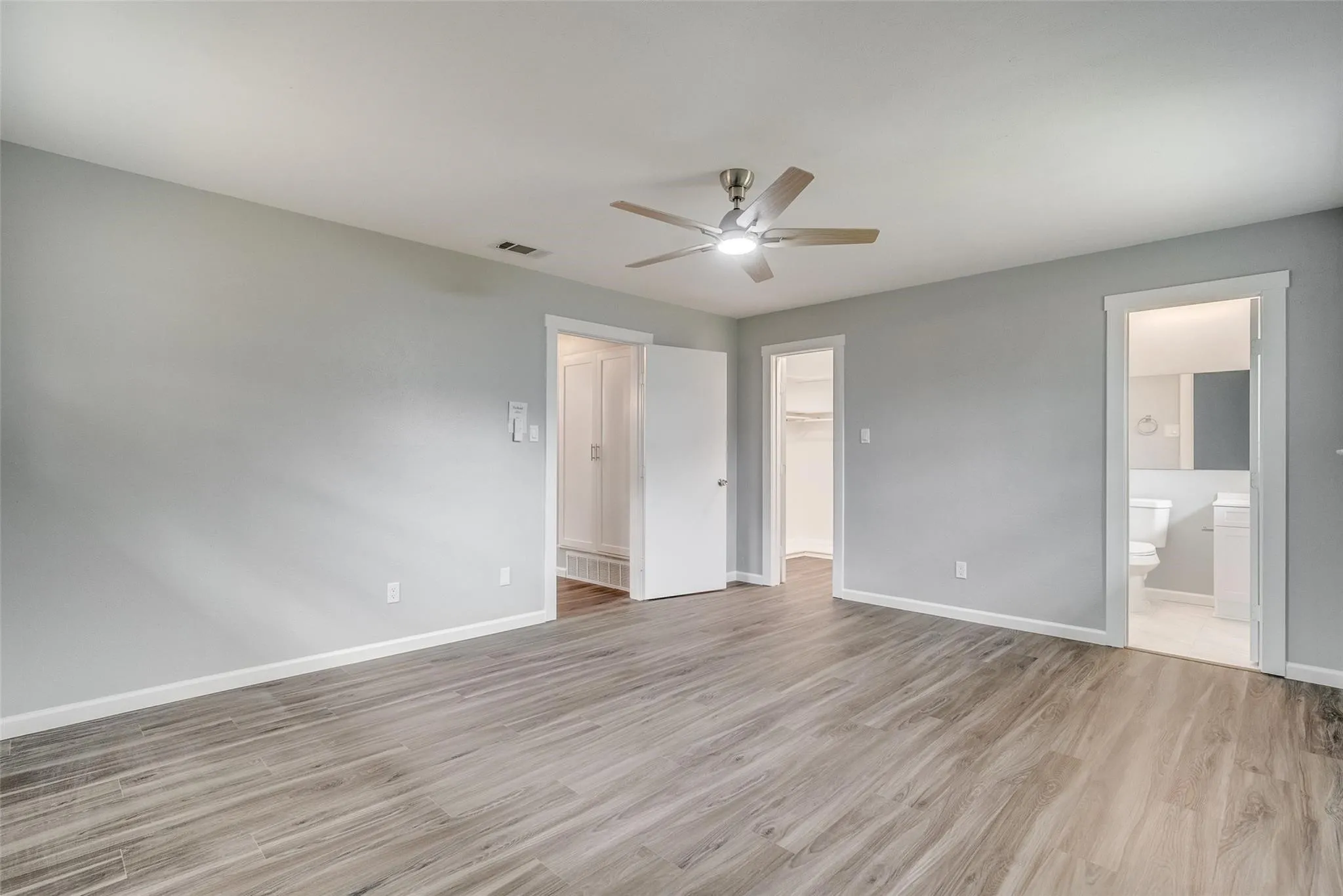 Primary bedroom with walk in closet and ensuite bathroom!